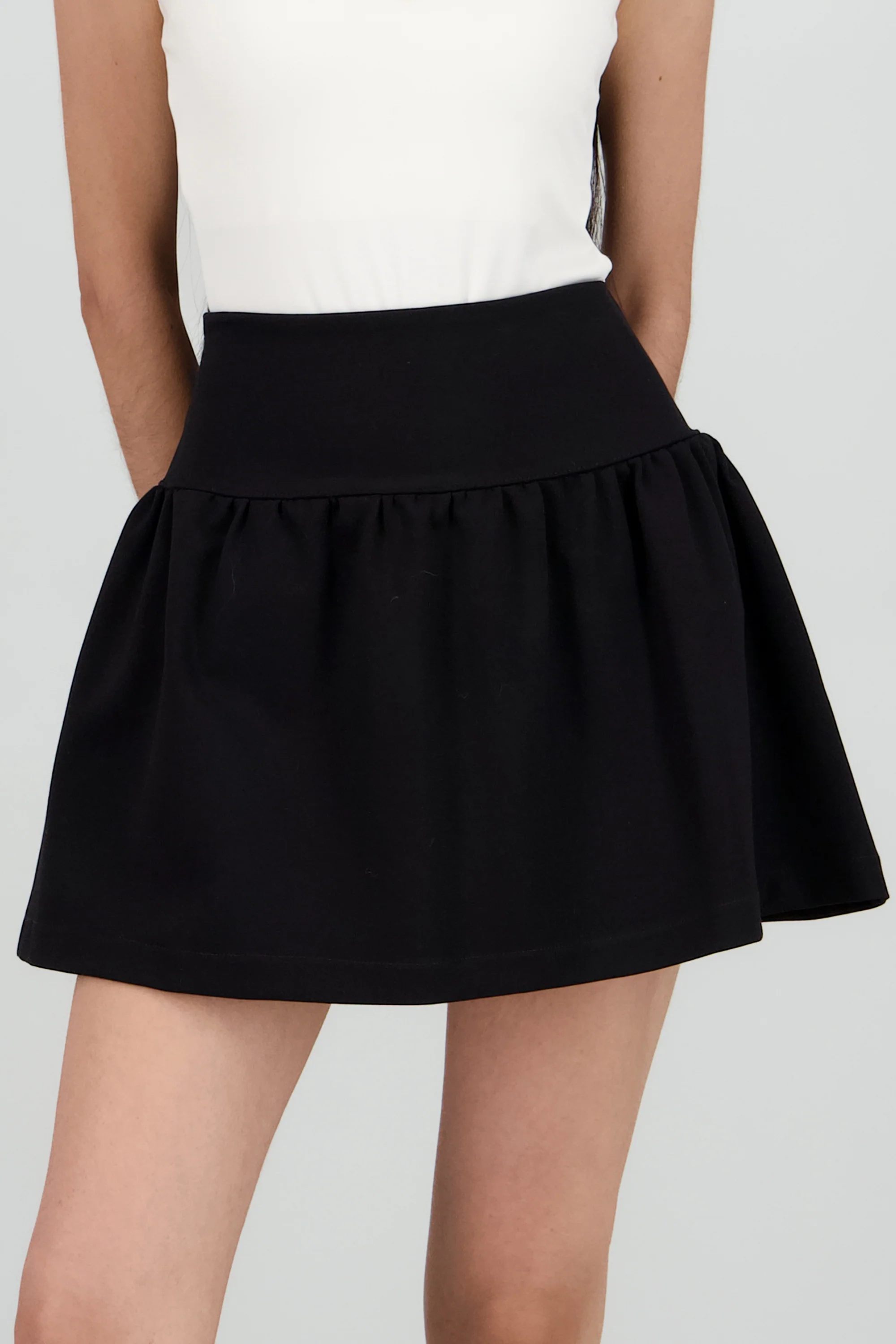 Falda mini tacto suave - Image 5