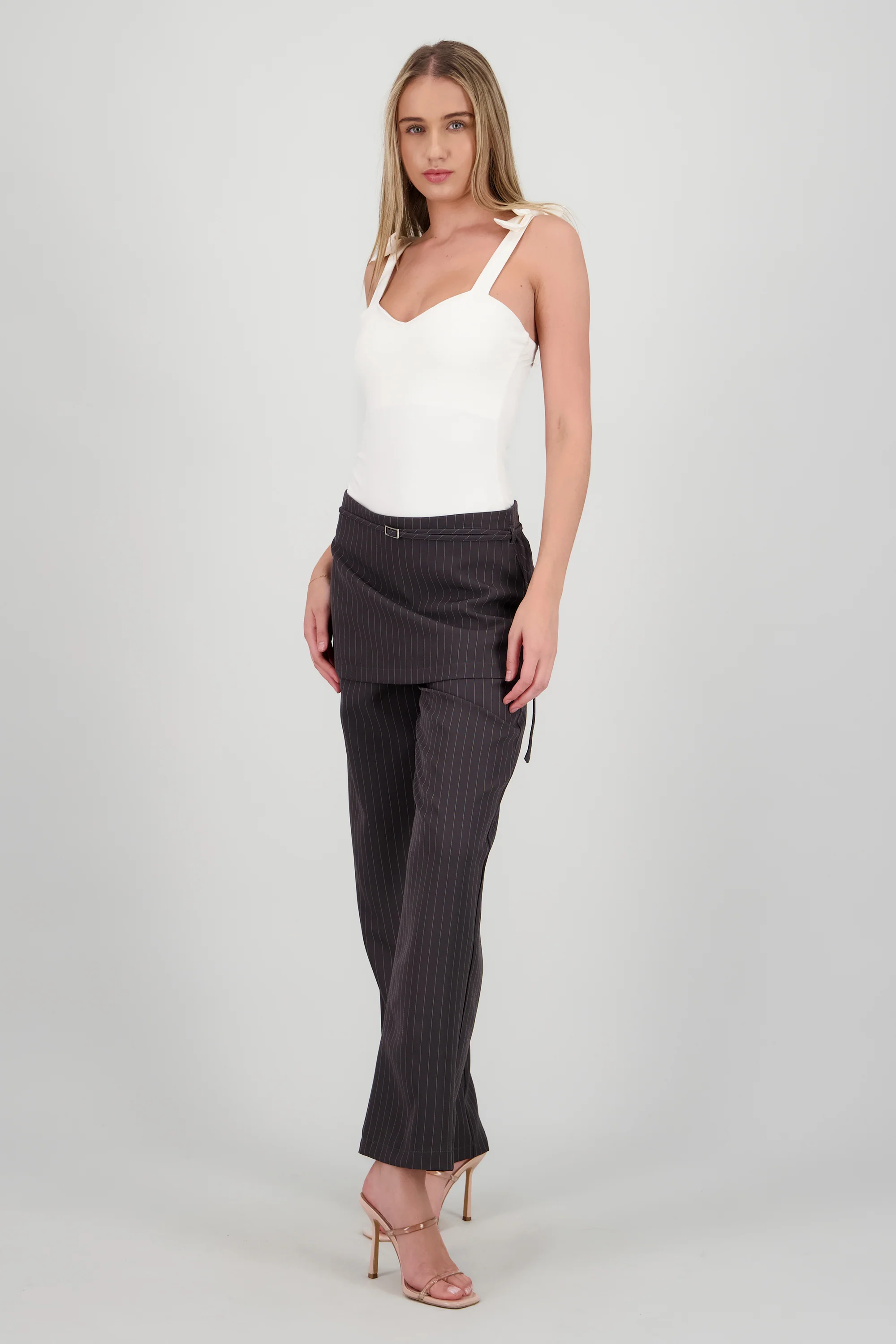 Falda pantalon con cinturon ajustable