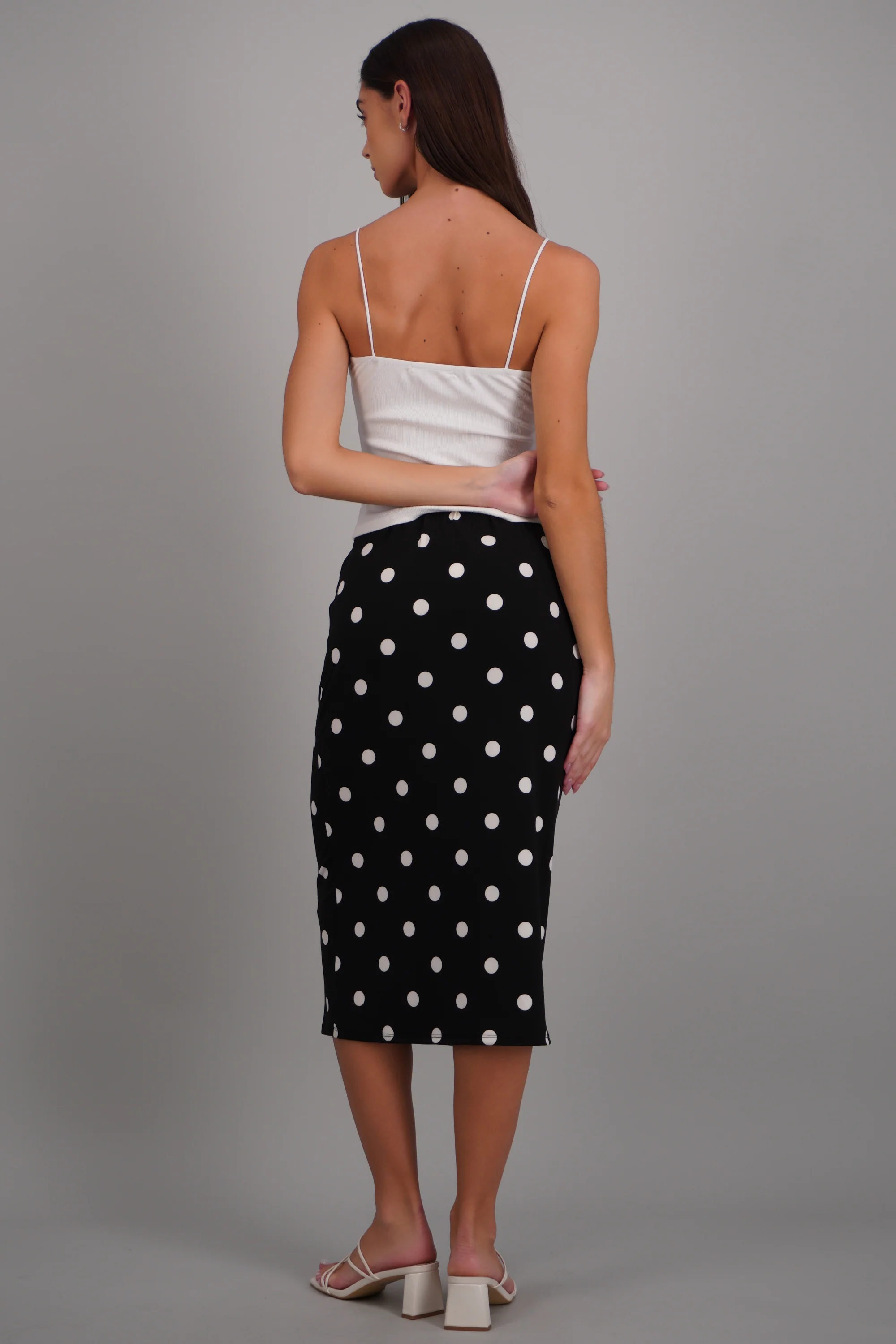 Falda satinada polka dots - Image 4