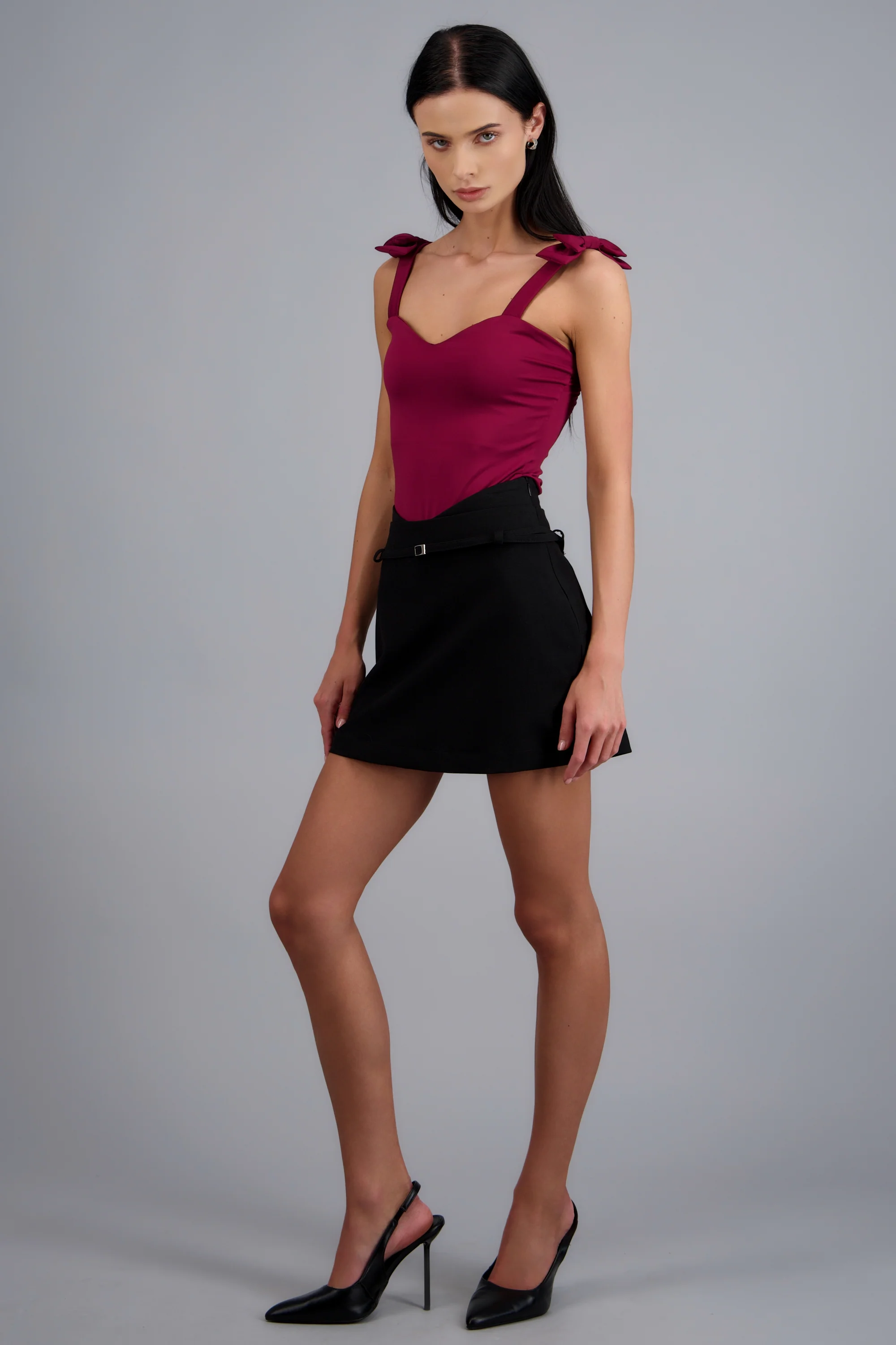 Falda short pretina alta con cinto - Image 3