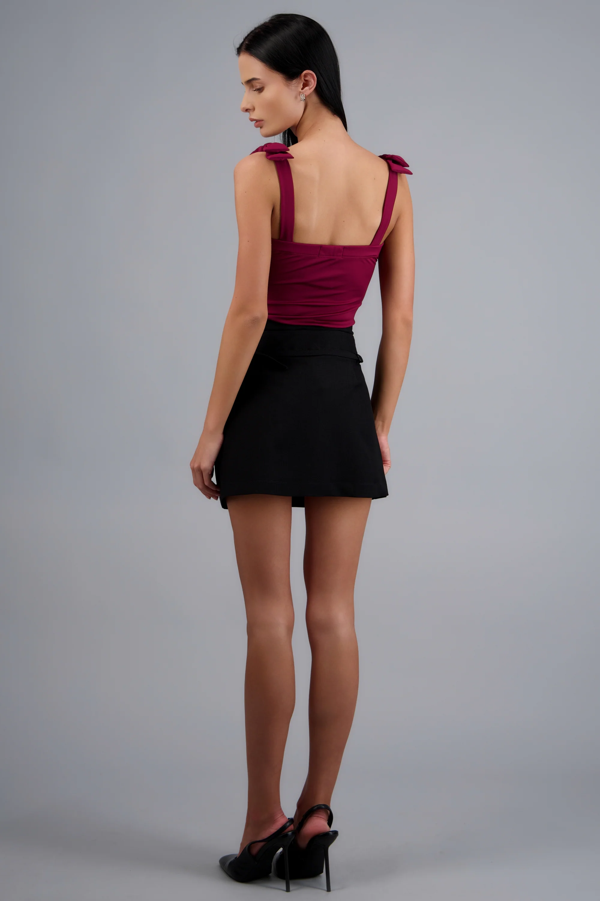 Falda short pretina alta con cinto - Image 4