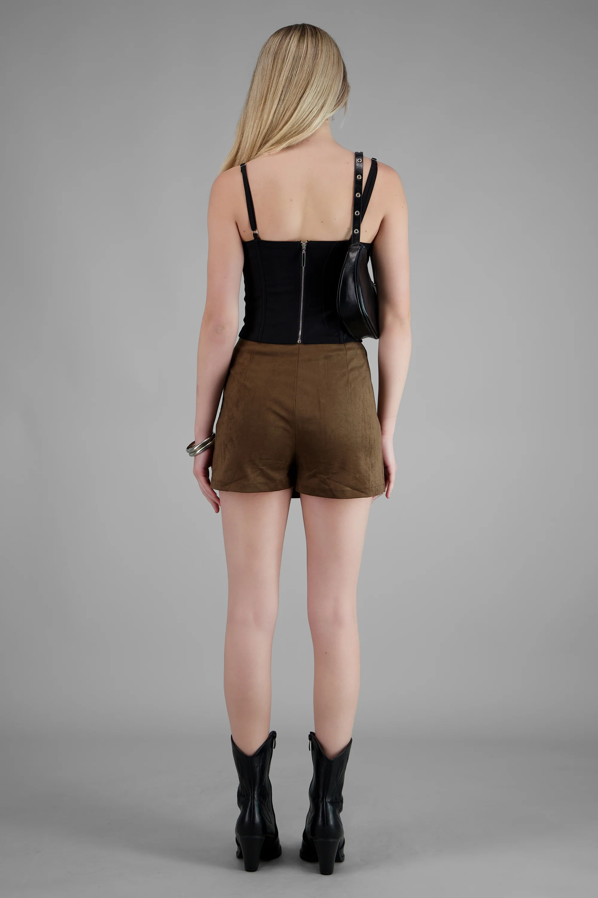 Falda short suede cruzado - Image 4