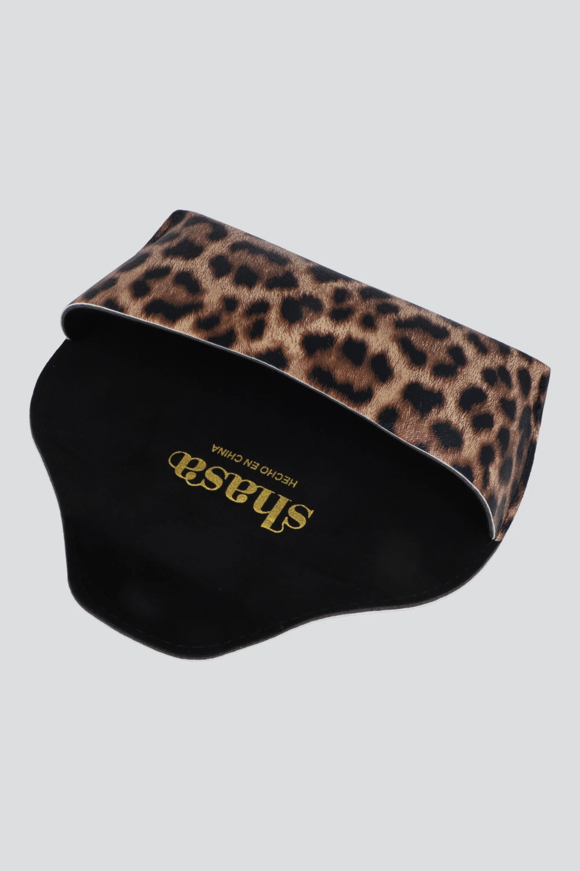 Funda para lentes sobre animal print