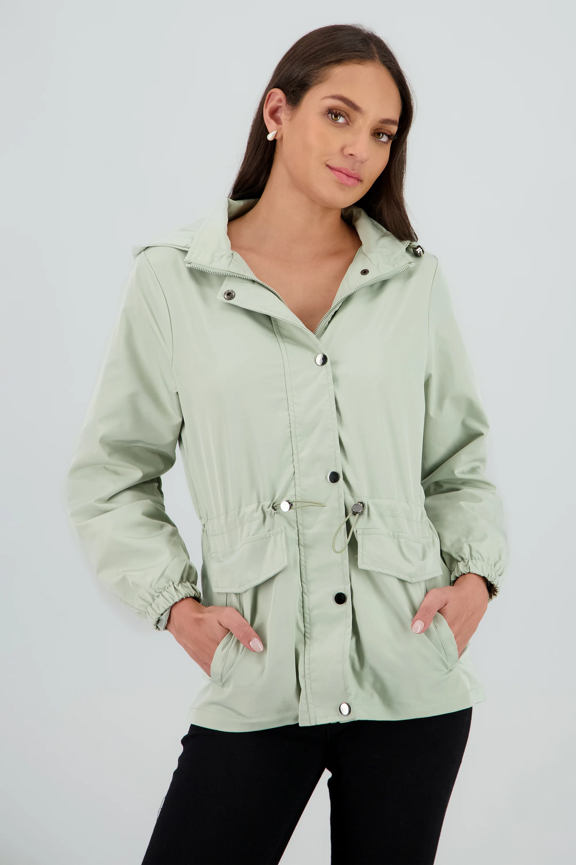 Gabardina corta botones