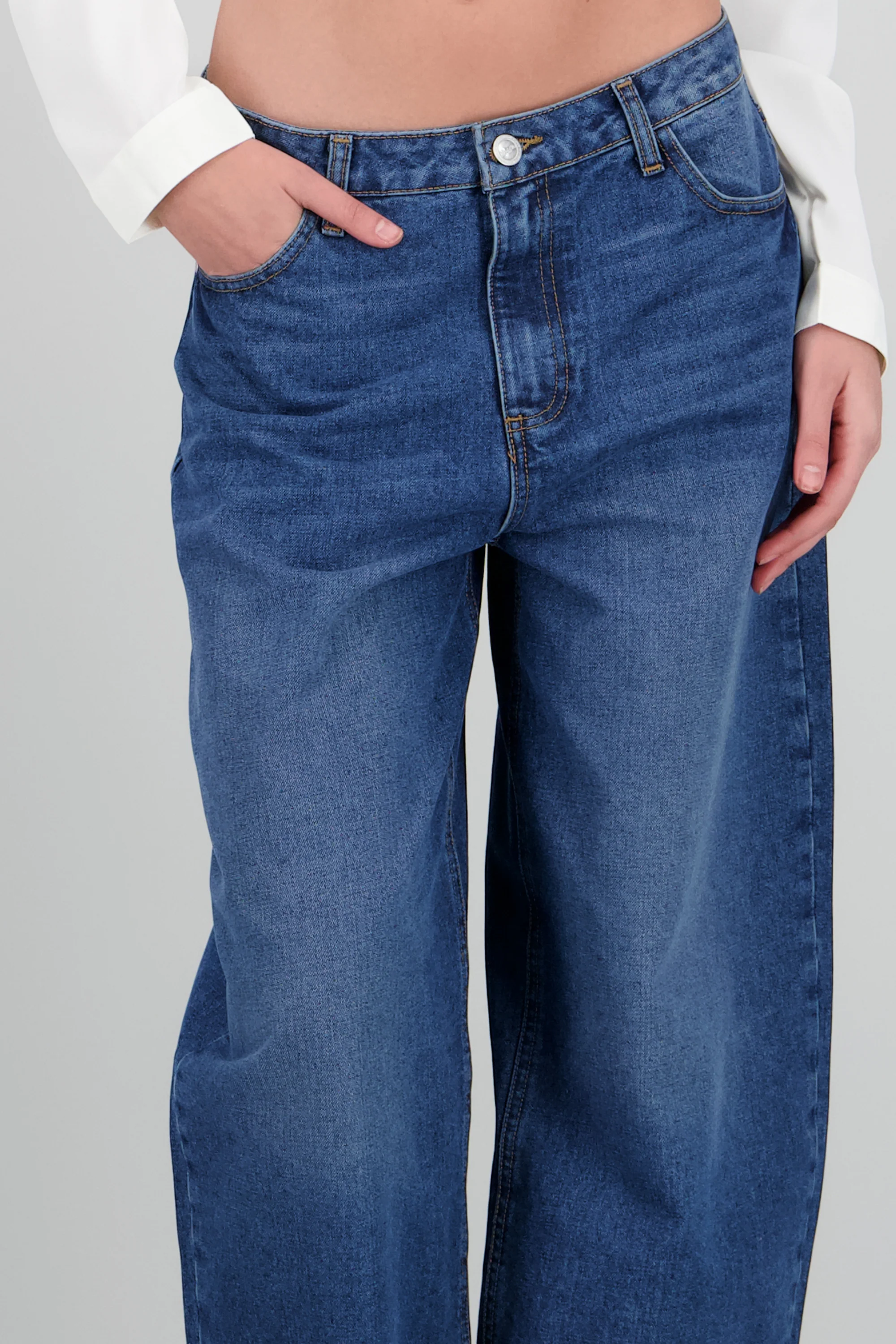 Jeans barrel amplio - Image 5