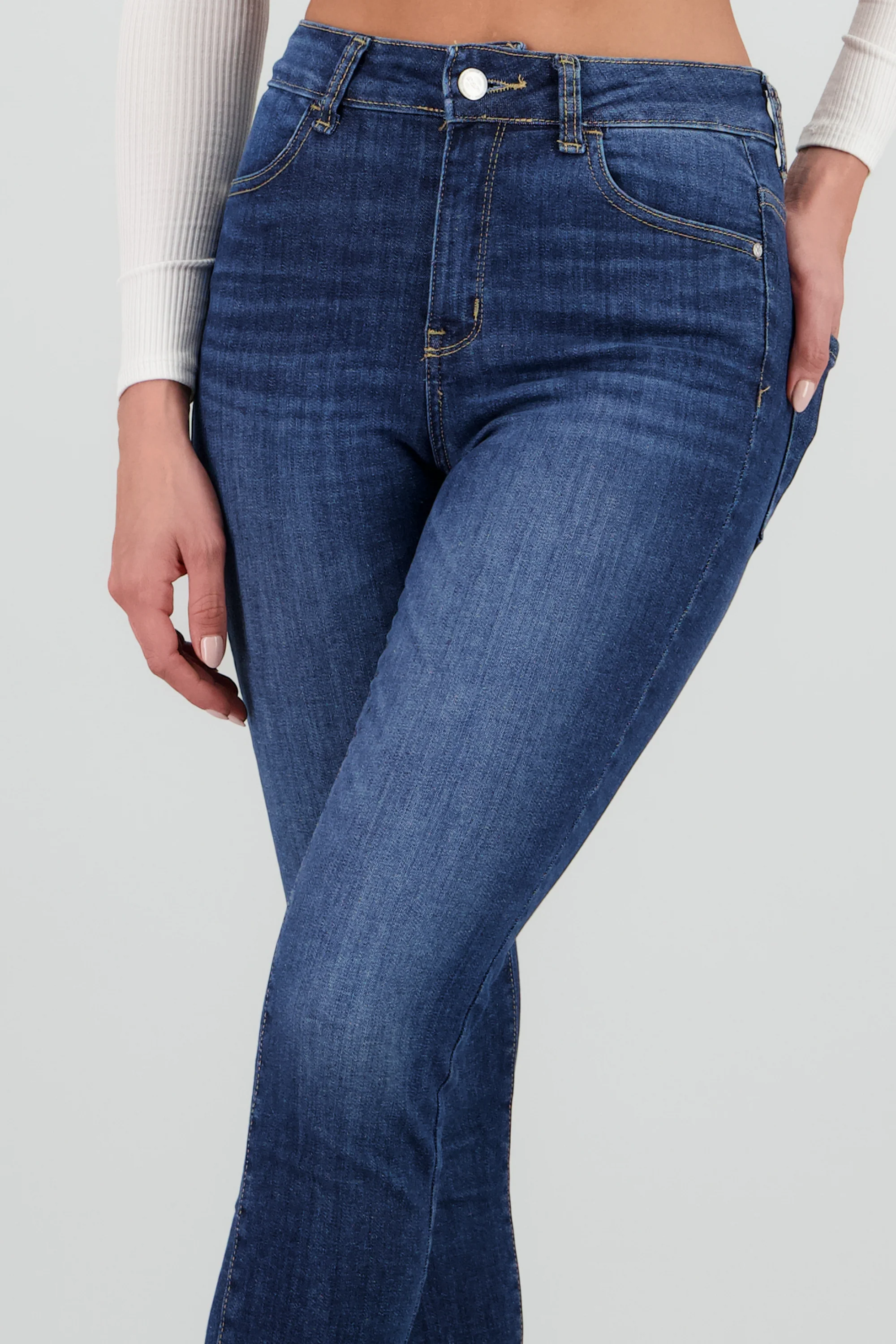 Jeans básicos skinny - Image 7
