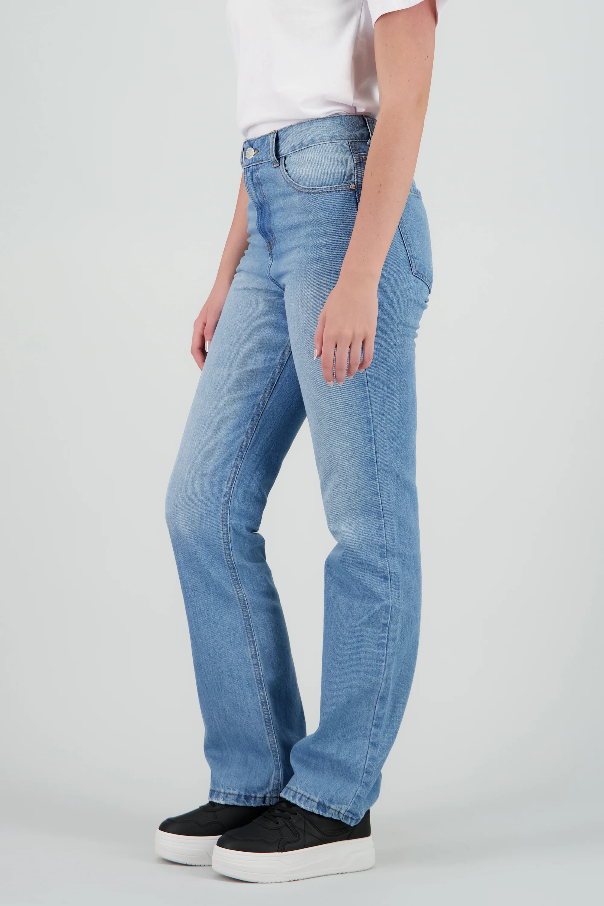 Jeans básicos straight - Image 3