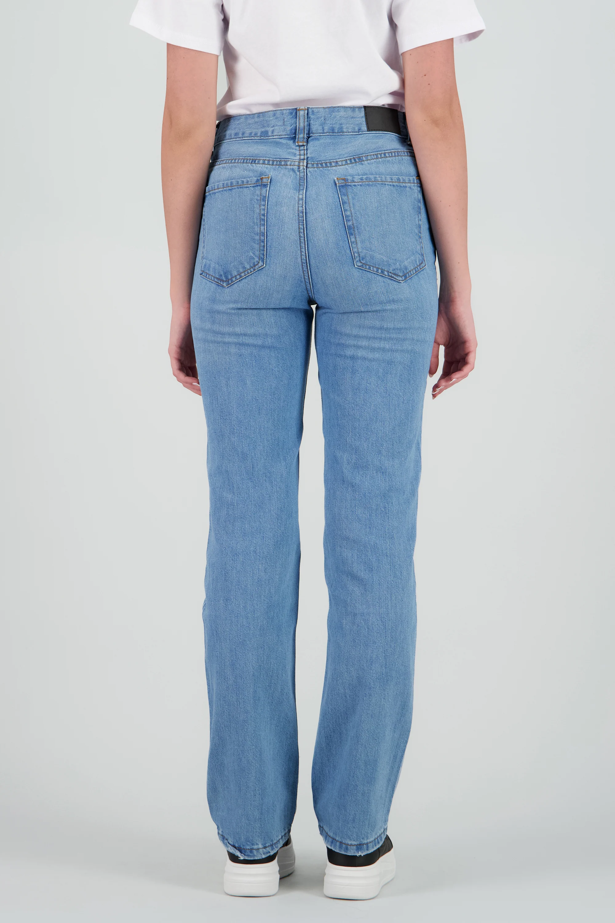 Jeans básicos straight - Image 4