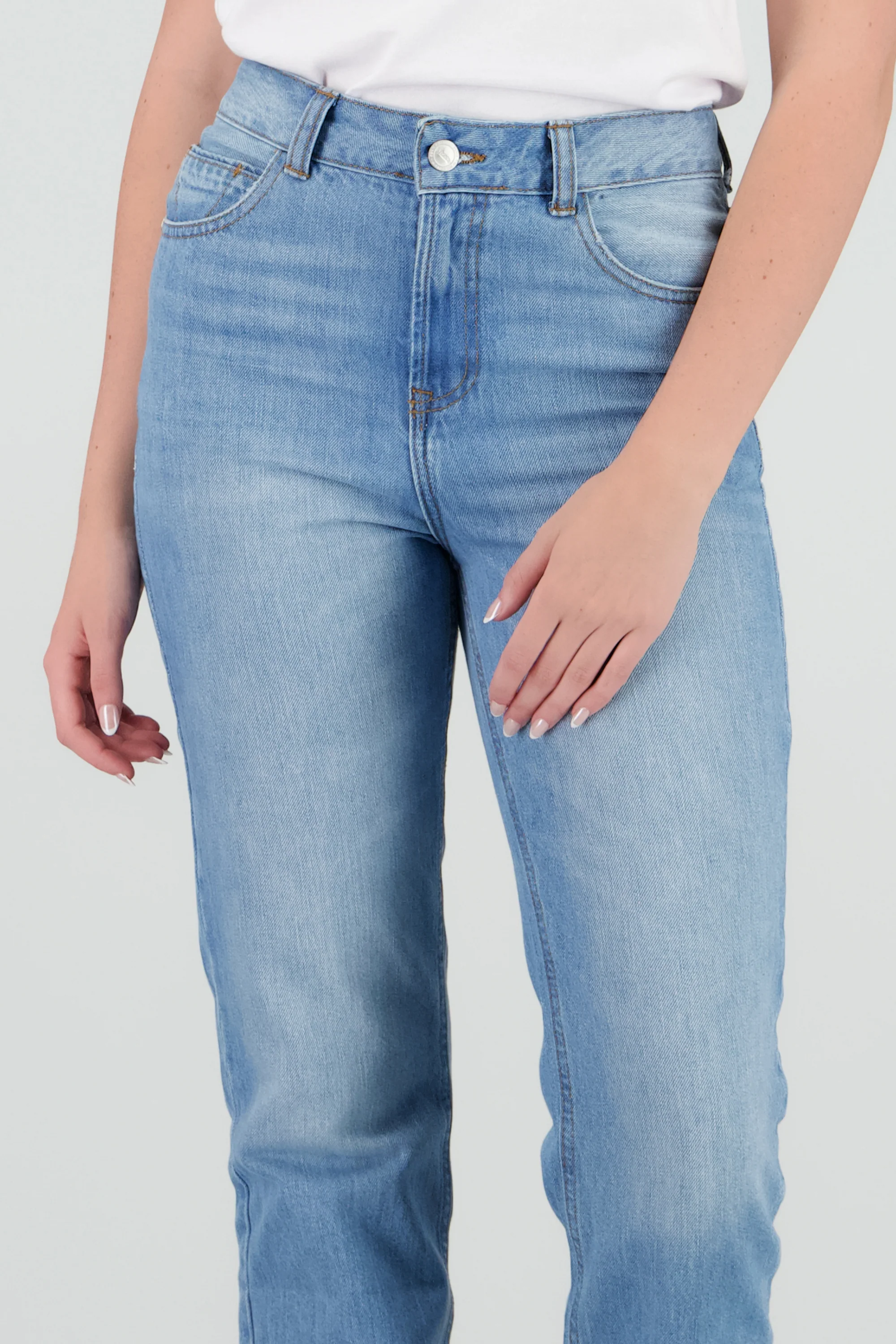 Jeans básicos straight - Image 5