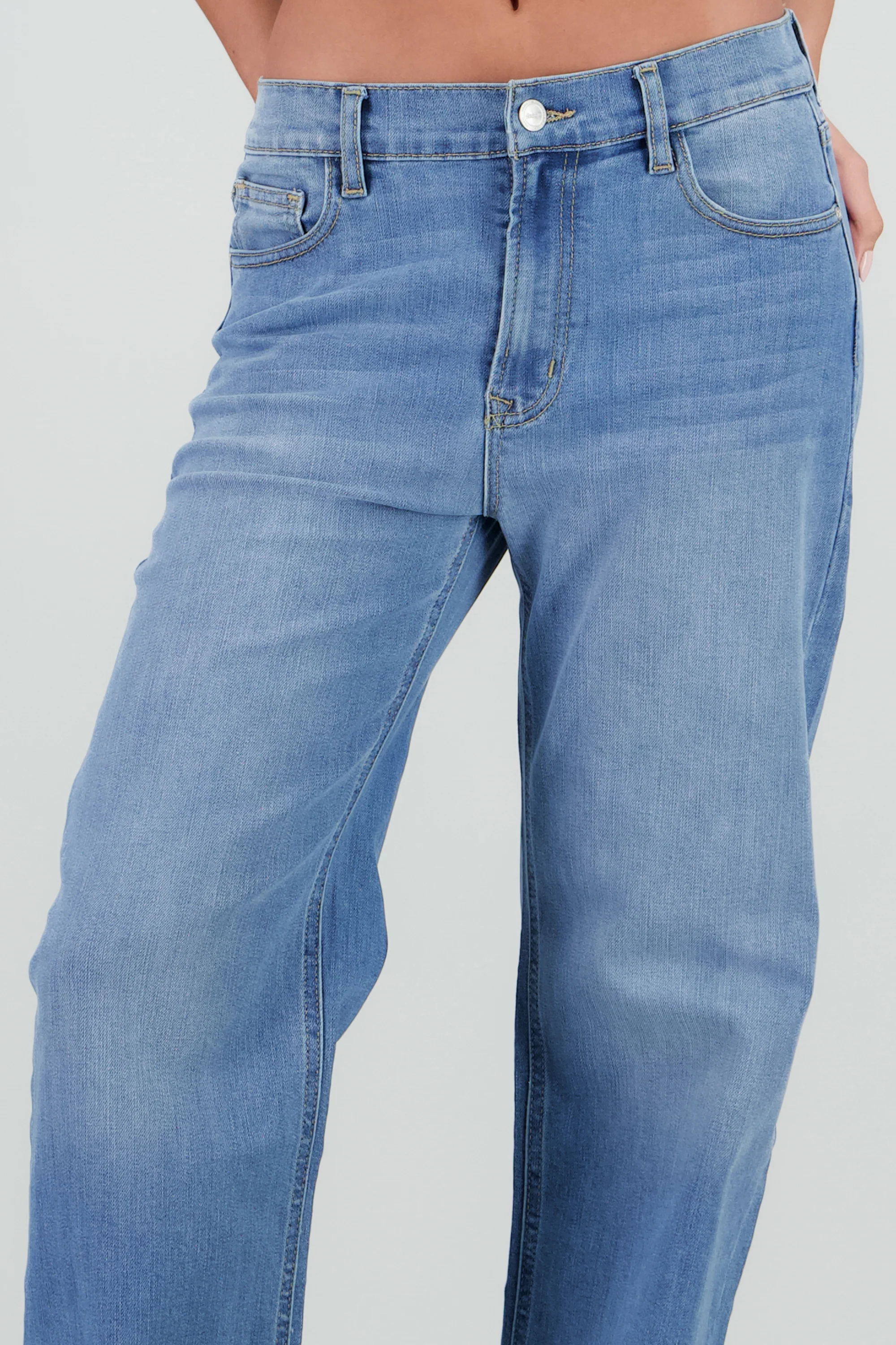 Jeans básicos wide leg - Image 7