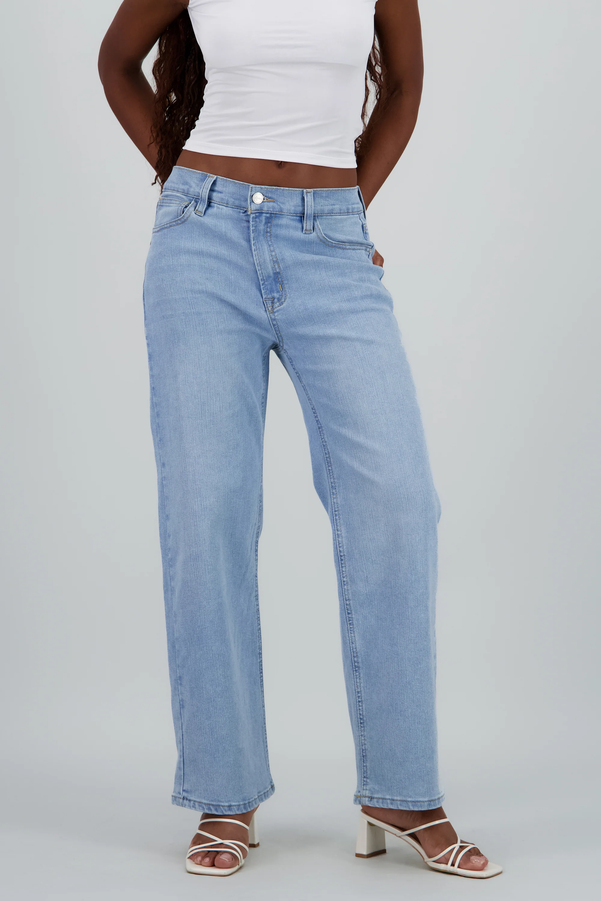 Jeans básicos wide leg - Image 2