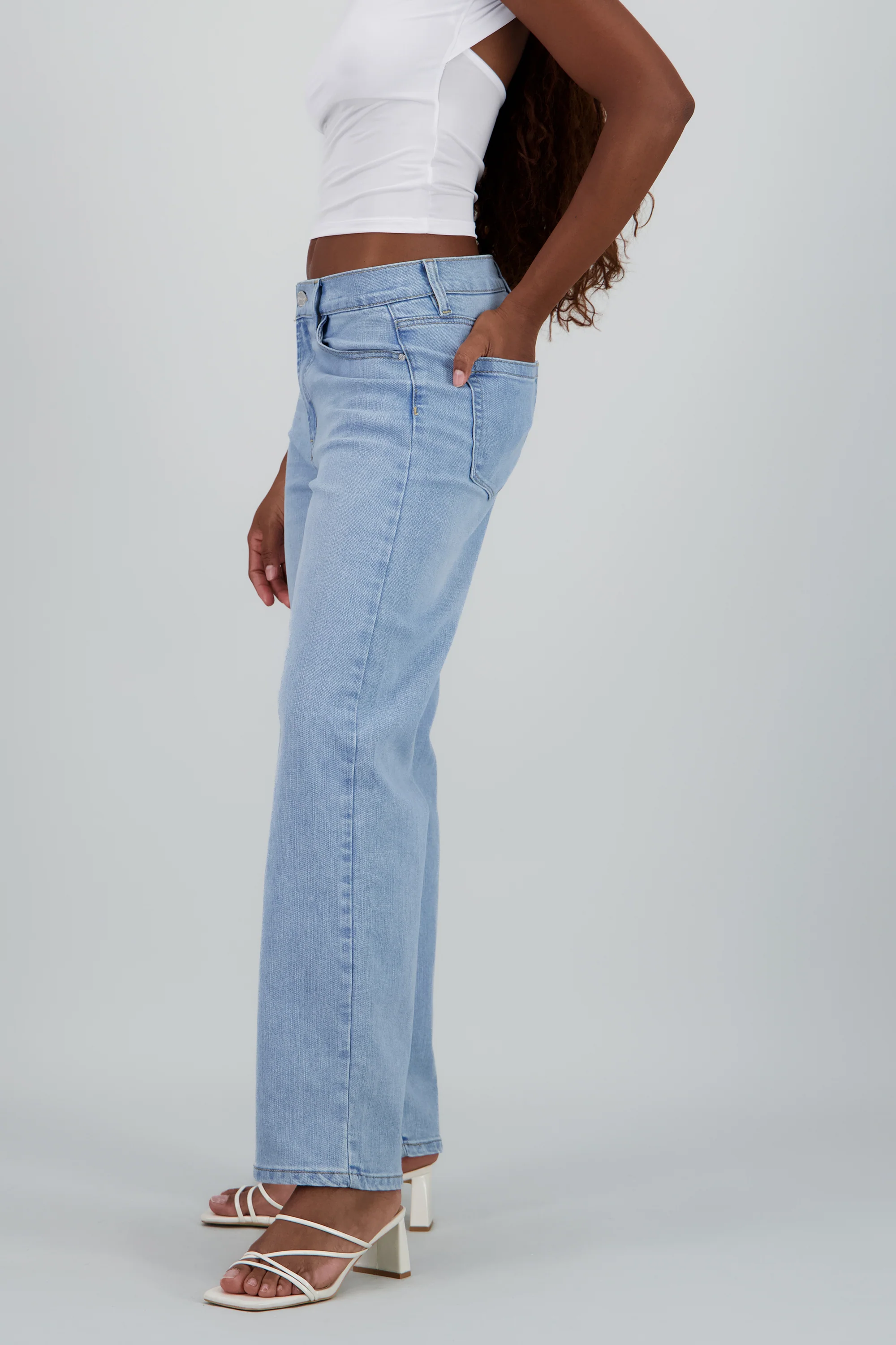 Jeans básicos wide leg - Image 3