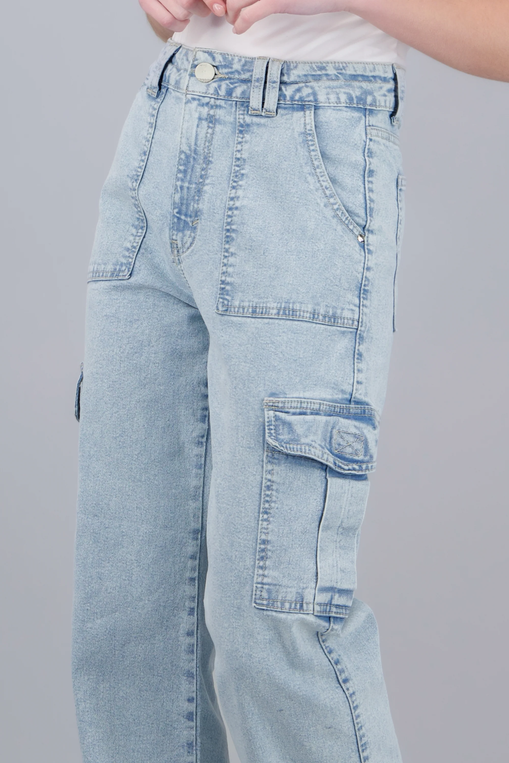 JEANS CARGO BOLSAS EN COSTADOS - Image 5