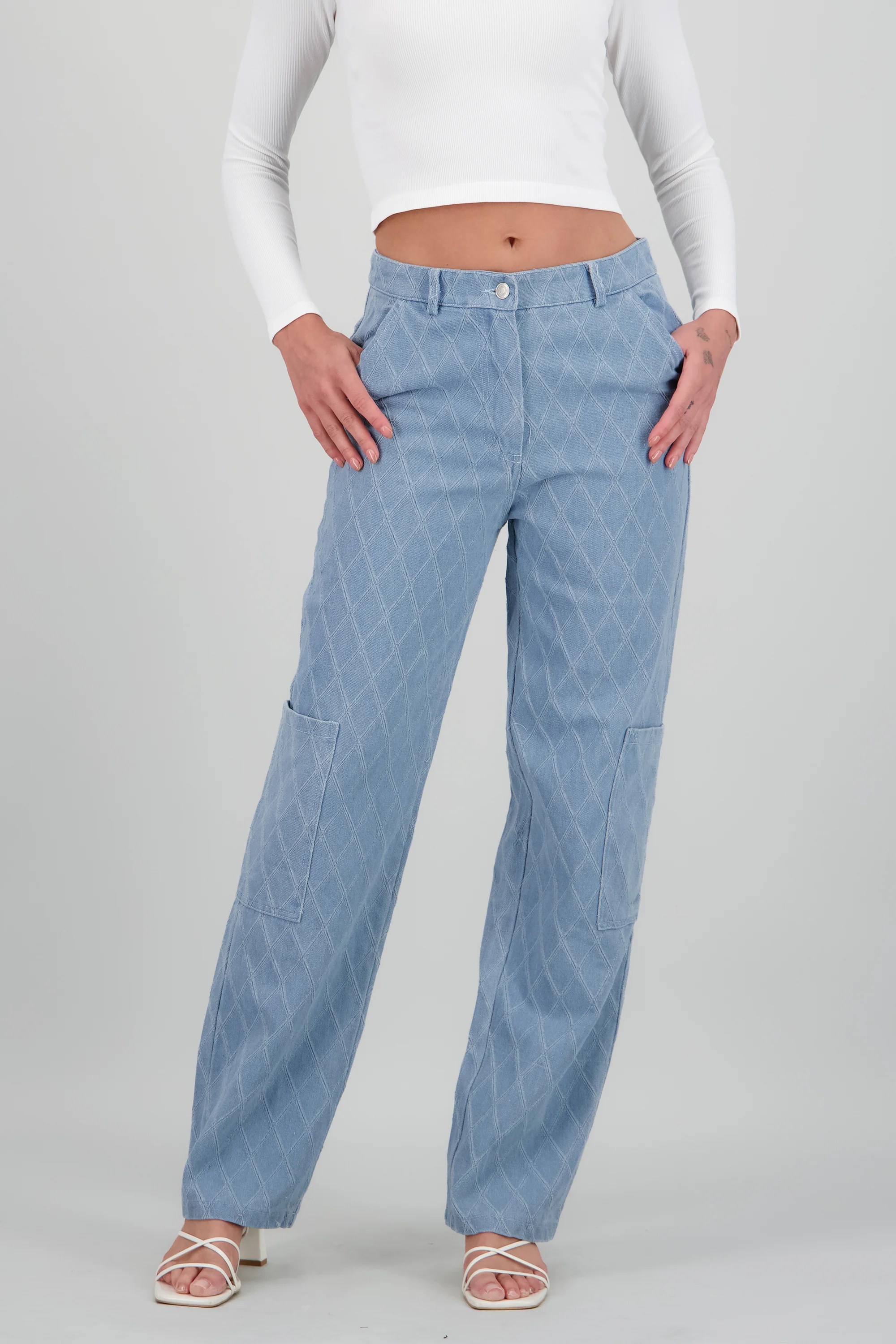 Jeans con detalle patron - Image 2