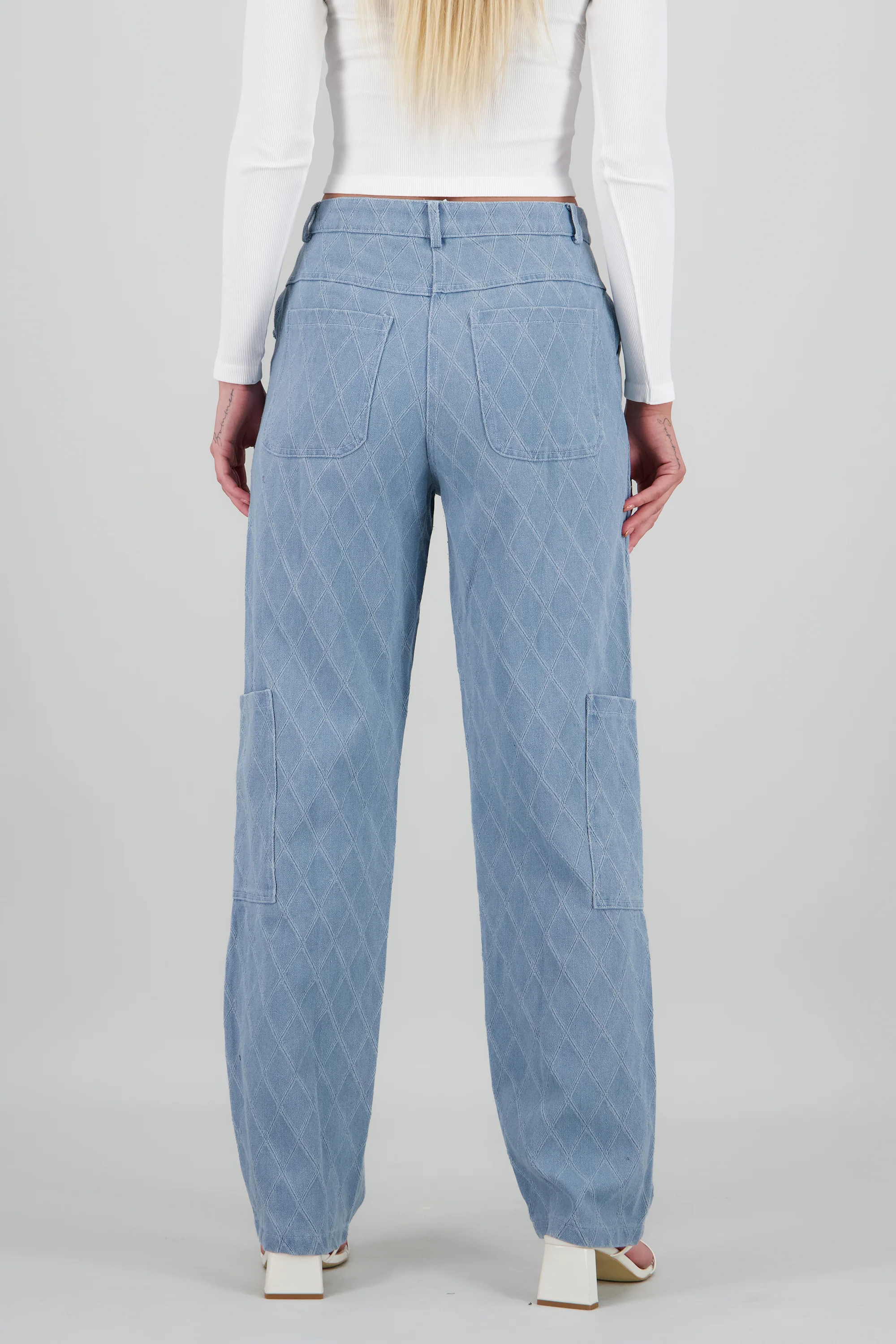 Jeans con detalle patron - Image 4