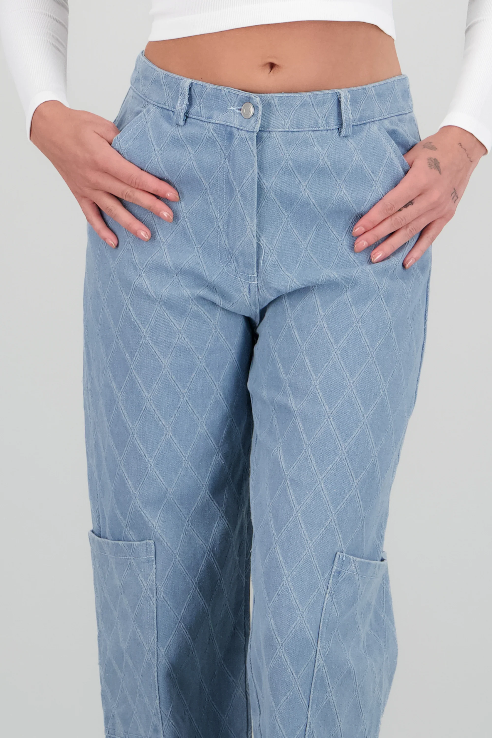Jeans con detalle patron - Image 5