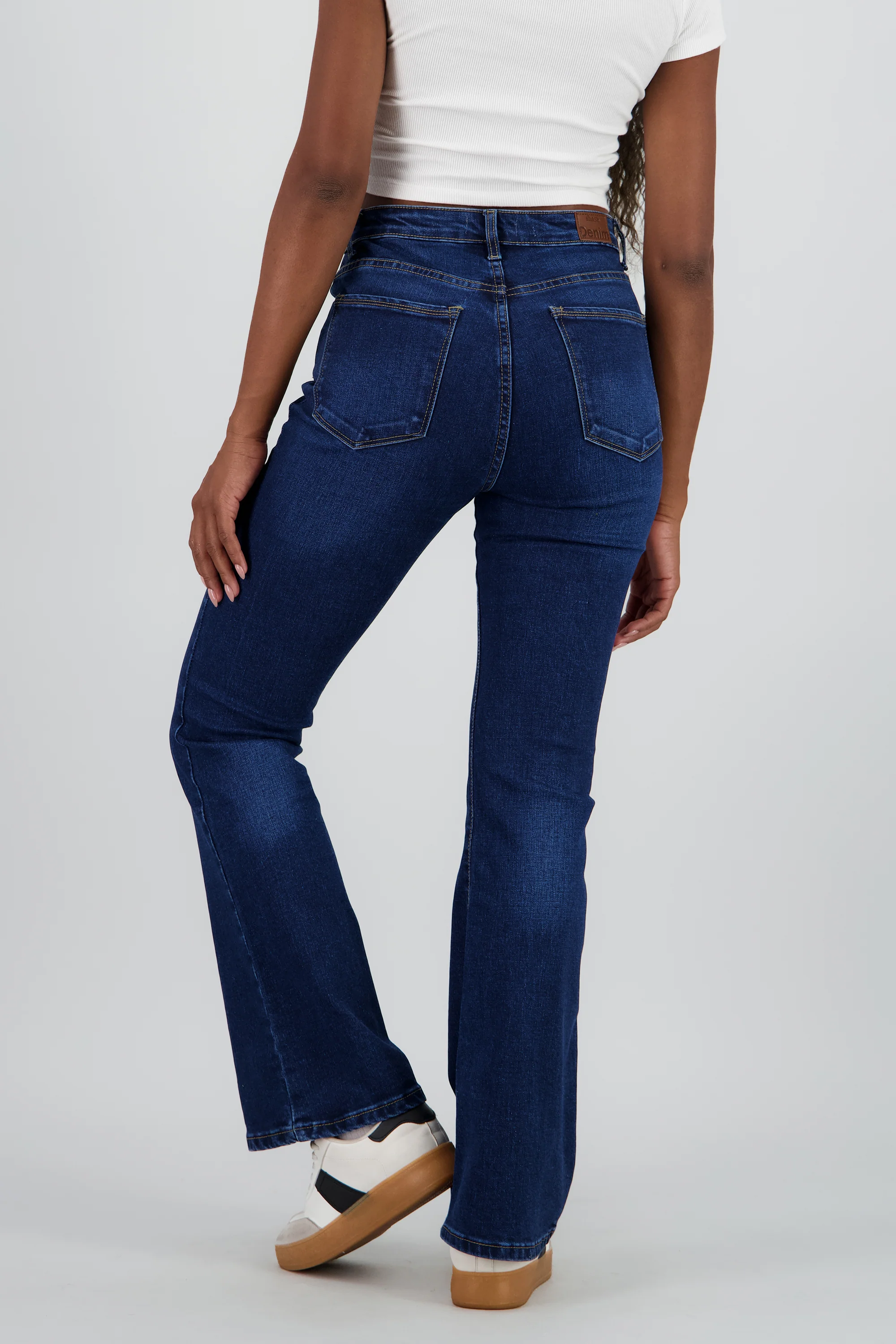 Jeans flare mid rise - Image 6