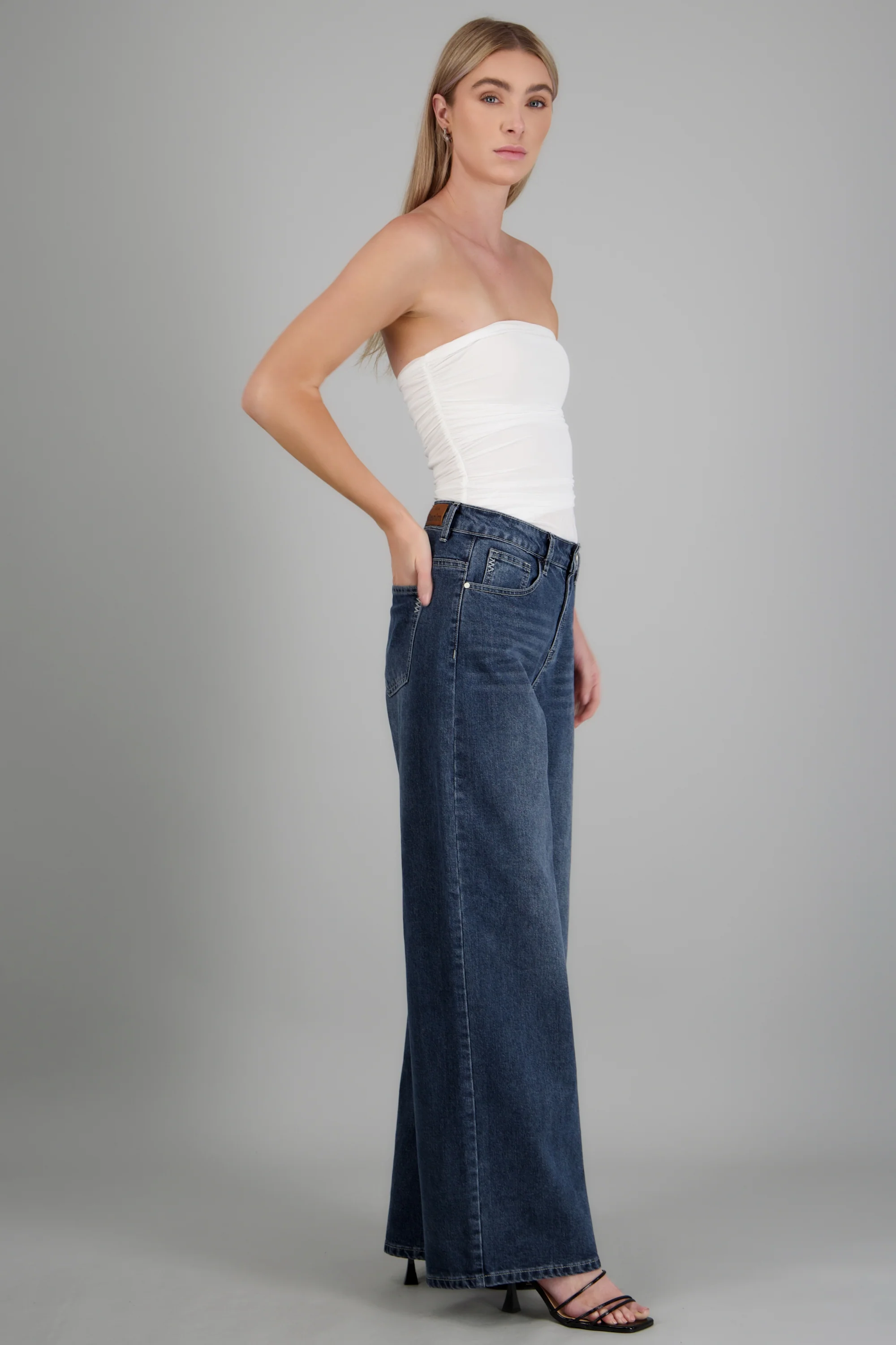 Jeans straight desgaste - Image 2