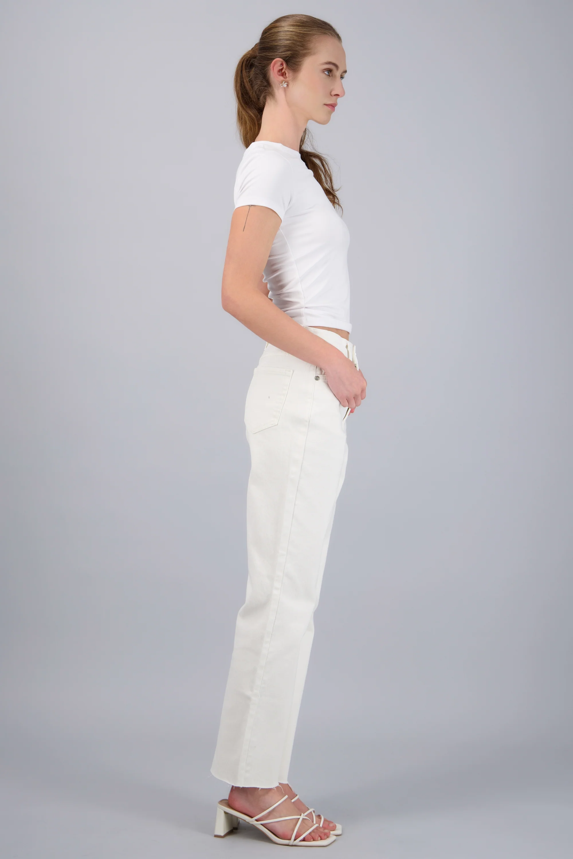 JEANS STRAIGHT AL CORTE - Image 2