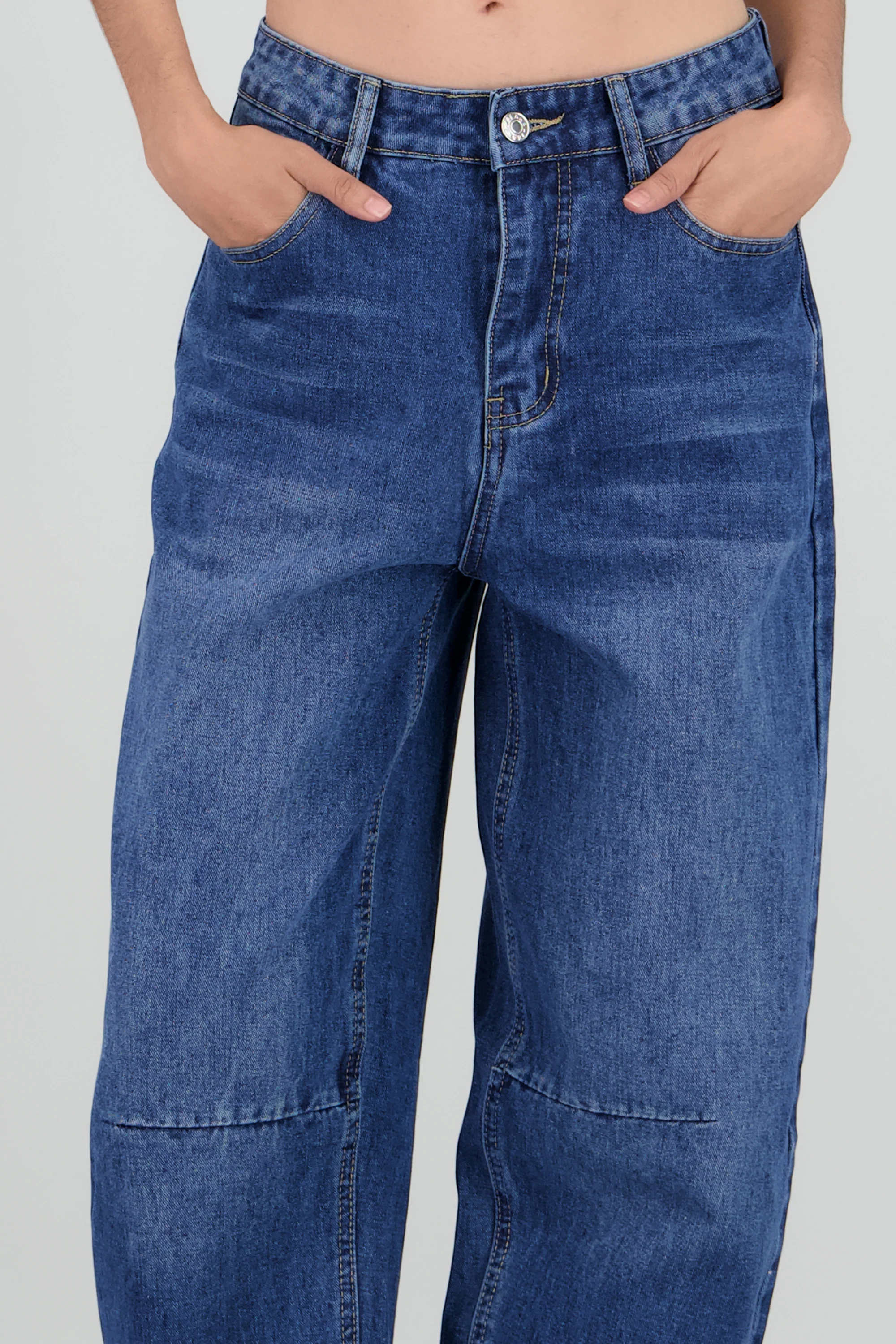 Jeans tipo barrel lisos - Image 5