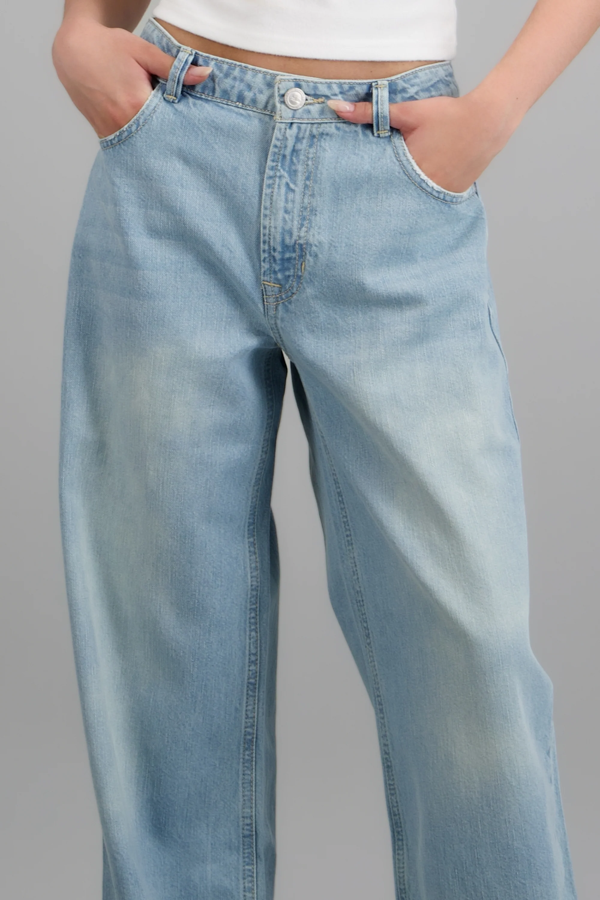 Jeans wide leg básico low rise - Image 5