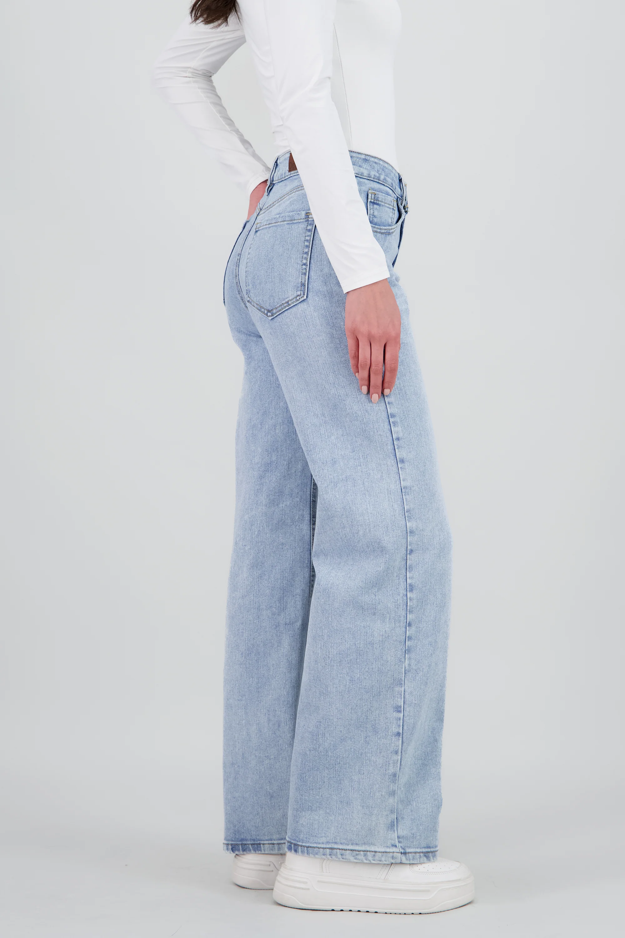 Jeans wide leg desgaste - Image 3