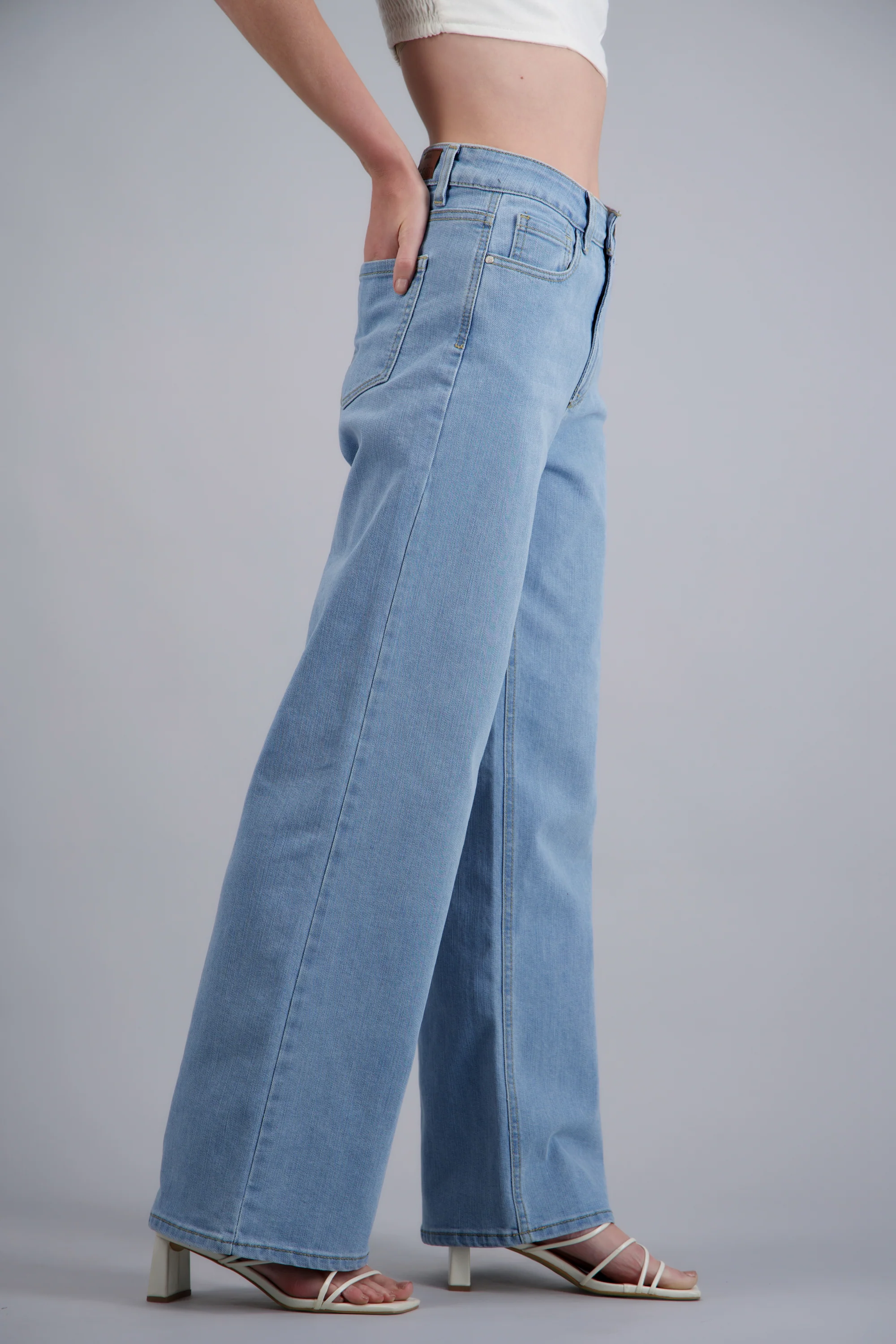 JEANS WIDE LEG ULTRA CONFORT - Image 2
