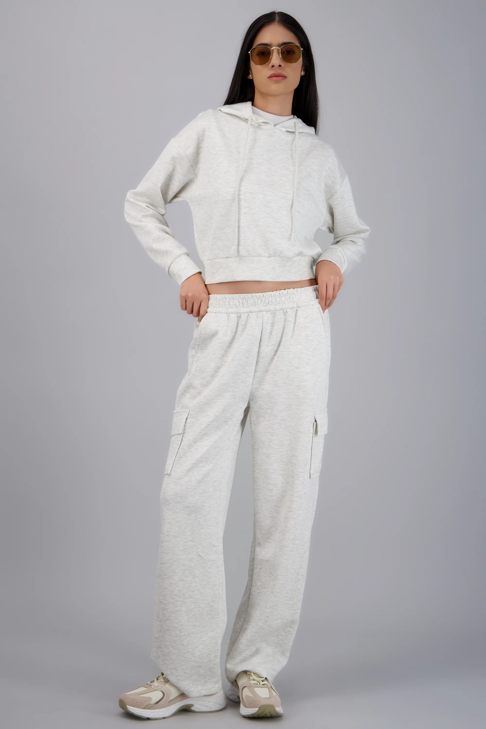 Joggers con bolsas cargo tacto suave