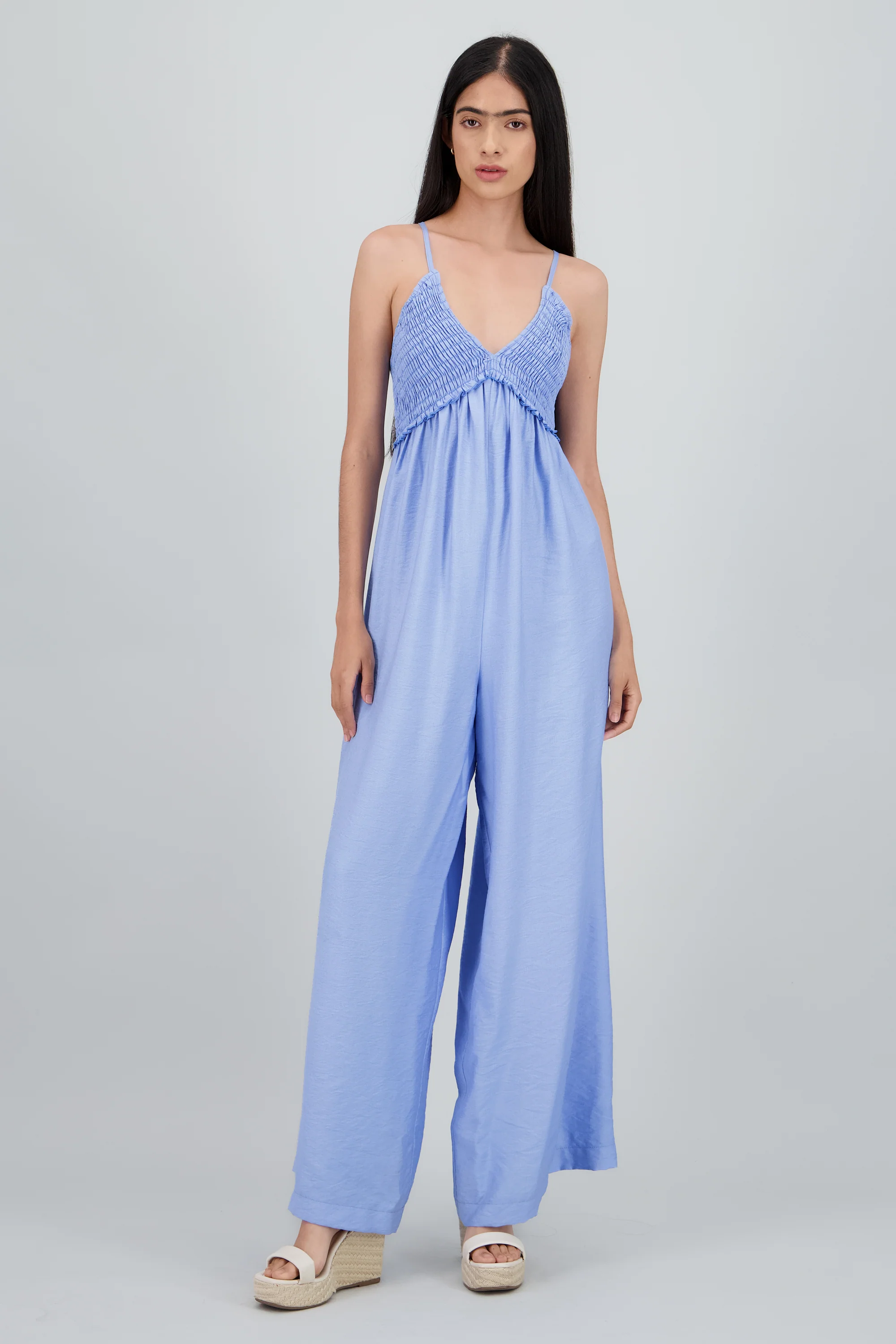 Jumpsuit cuello v detalle smock