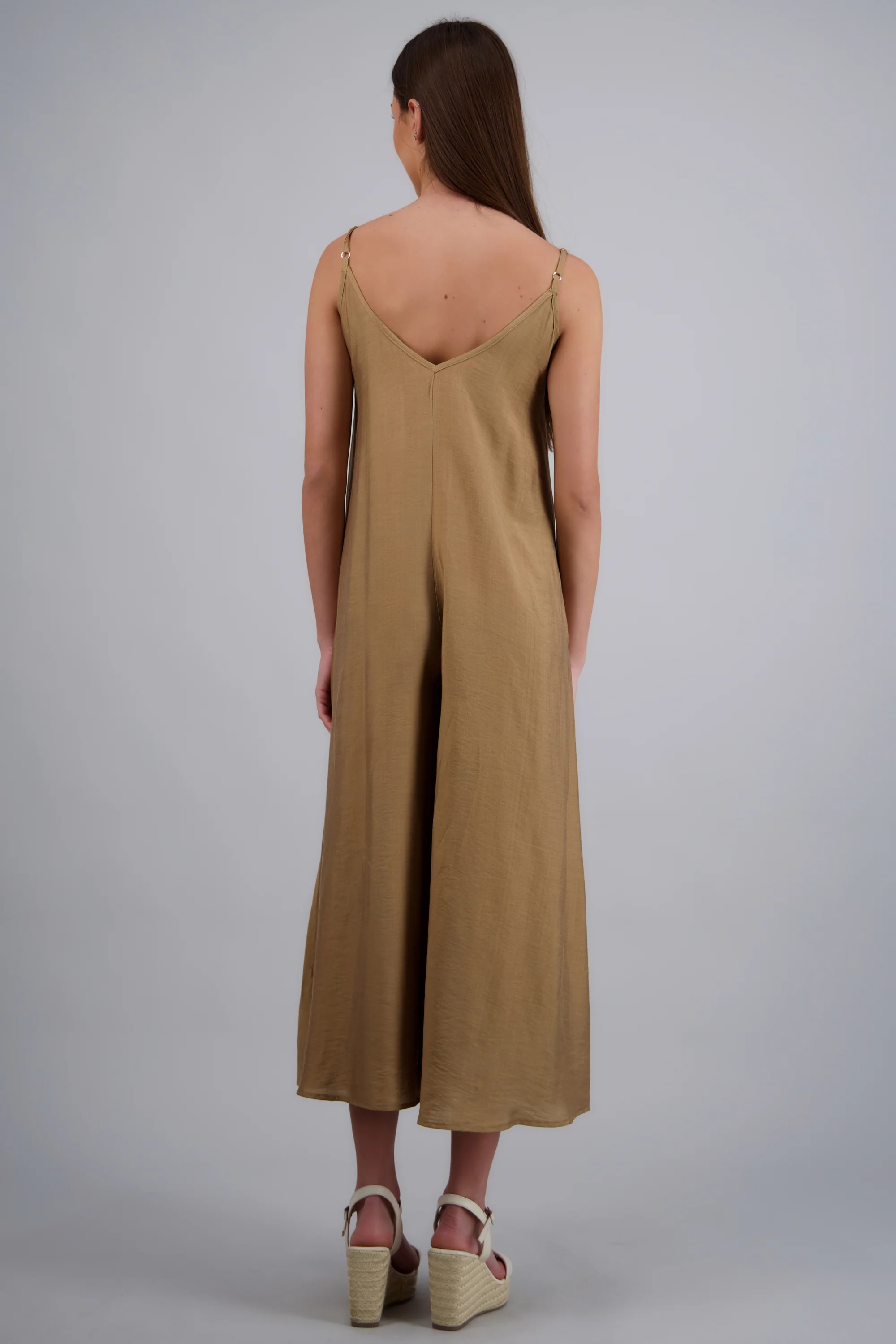 Jumpsuit fluido con bolsas - Image 4