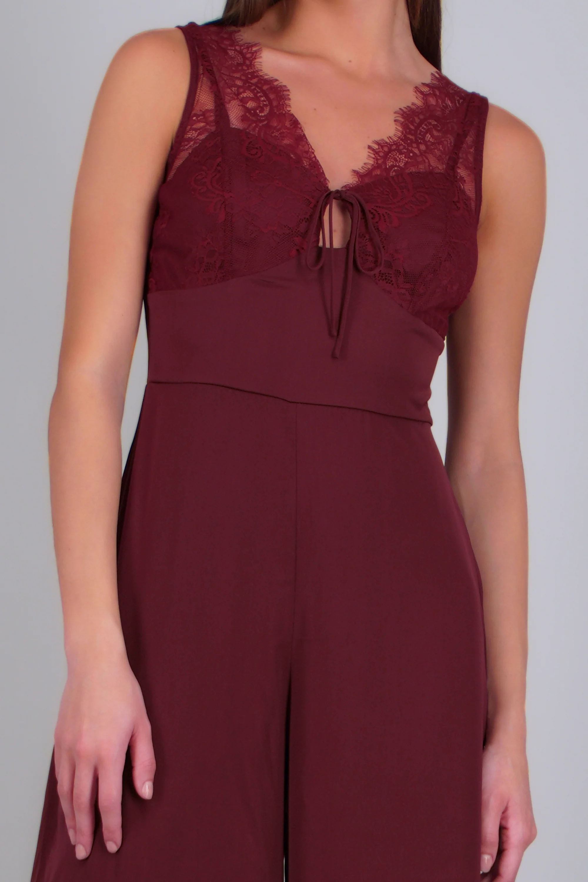 Jumpsuit liso con detalle encaje - Image 5