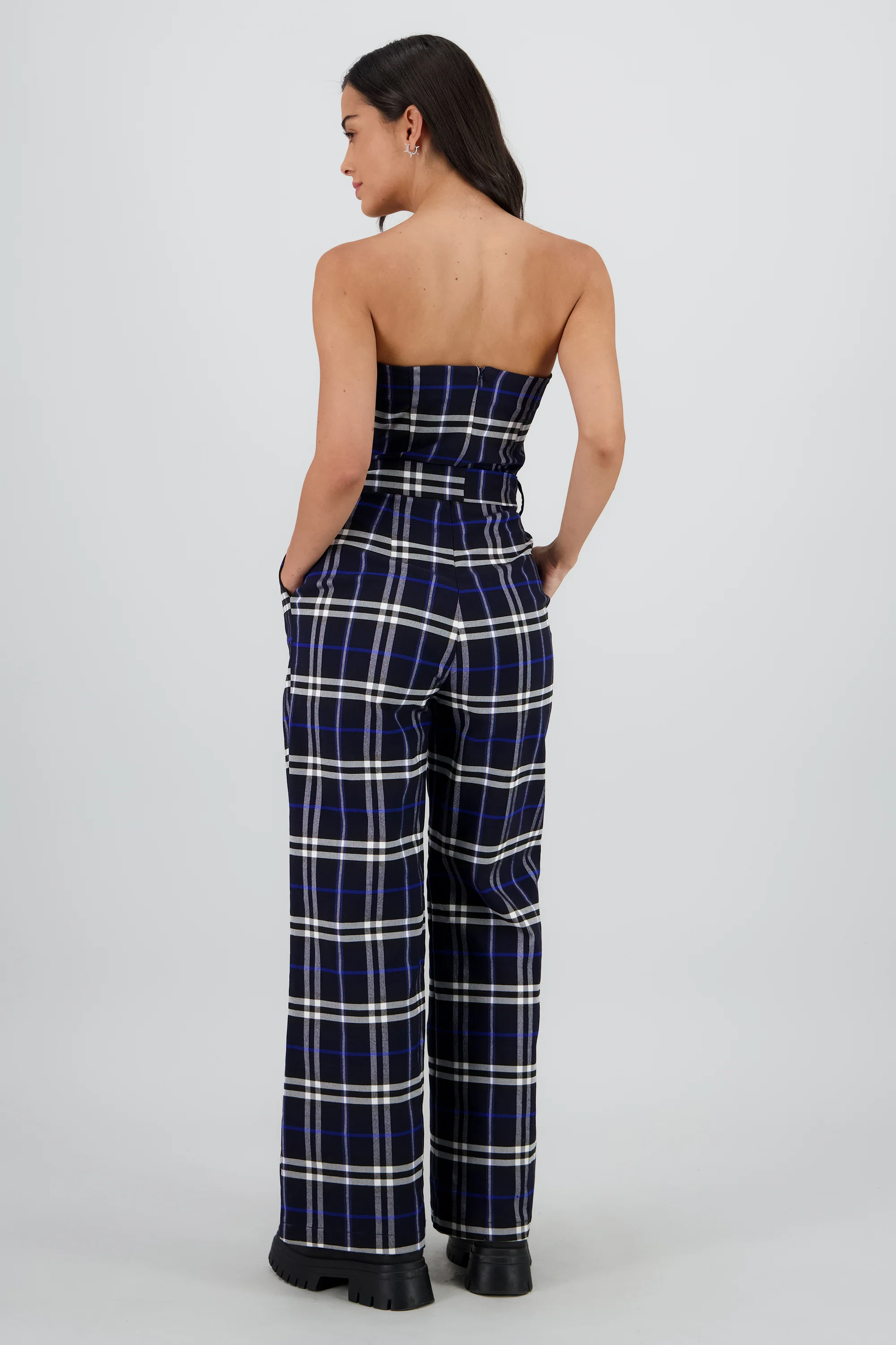 Jumpsuit strapless detalle cinturón cuadros - Image 4