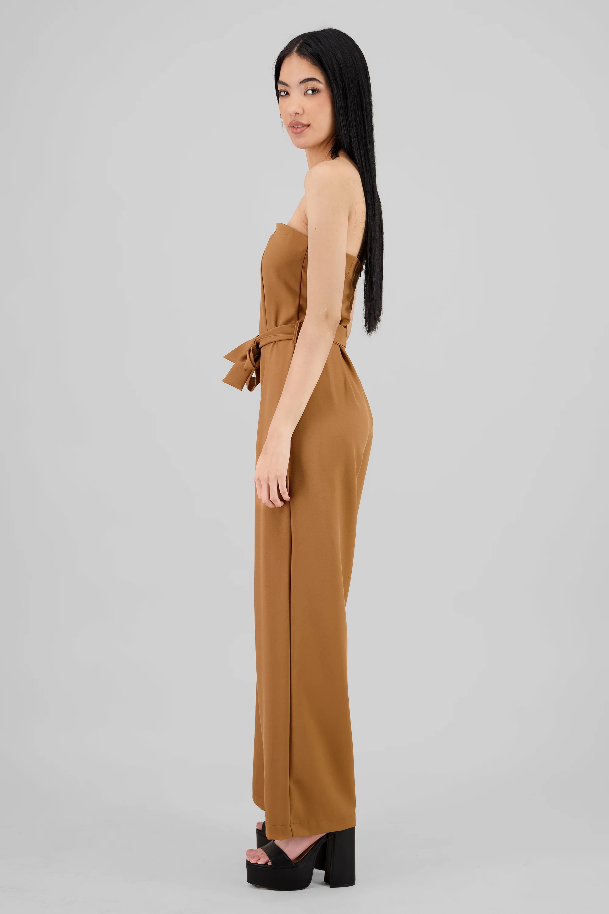 Jumpsuit strapless sastreado - Image 4