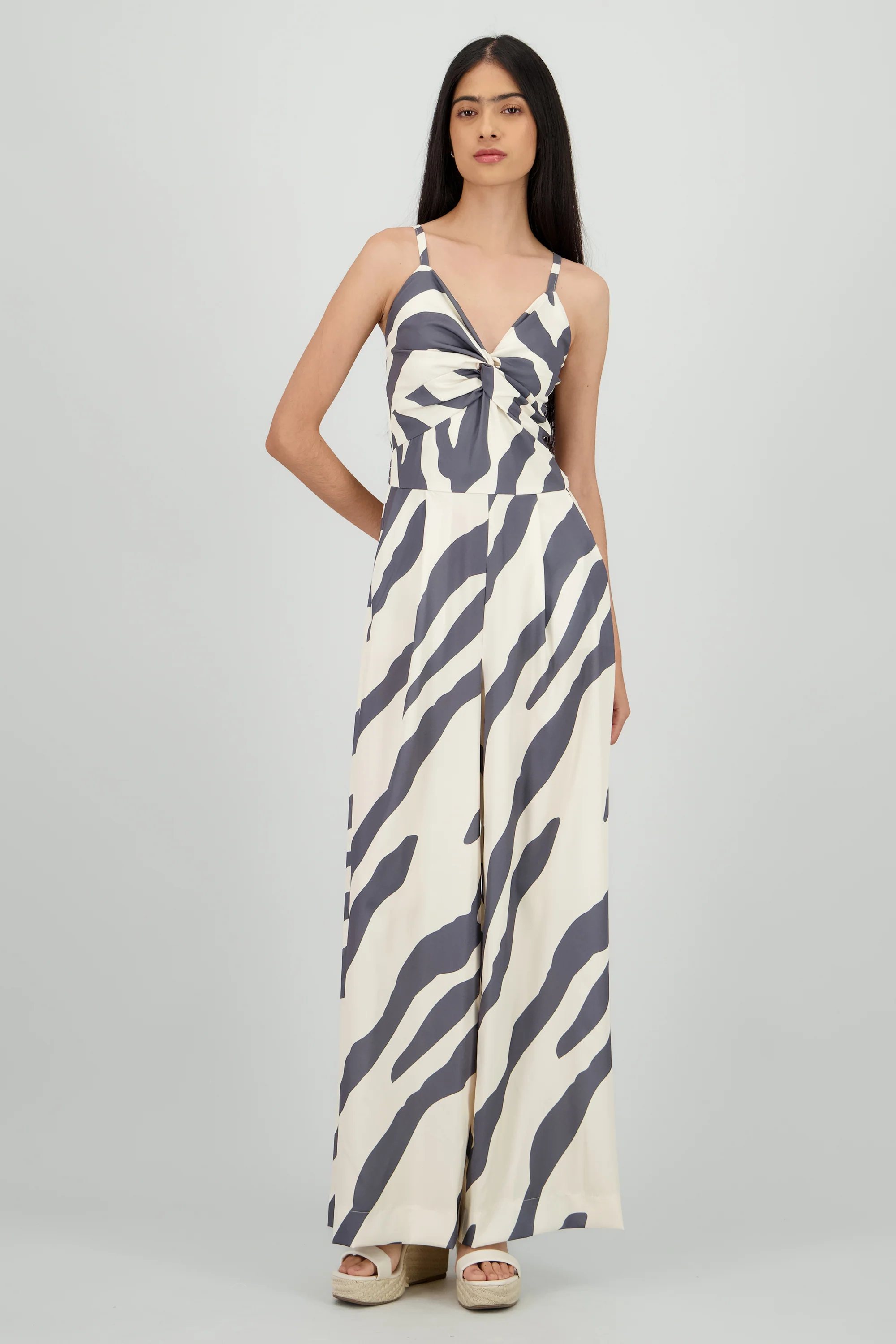 Jumpsuit tirantes estampado detalle nudo - Image 2