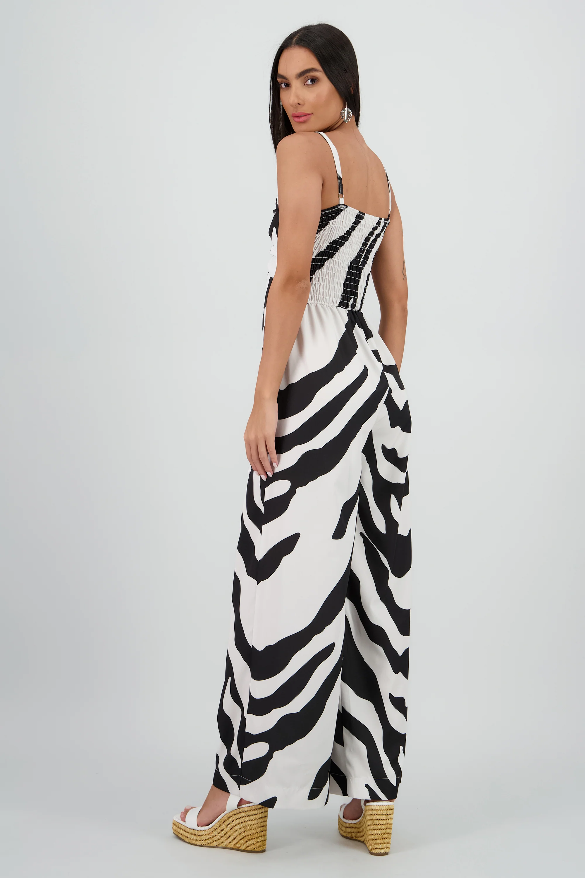 Jumpsuit tirantes estampado detalle nudo - Image 4