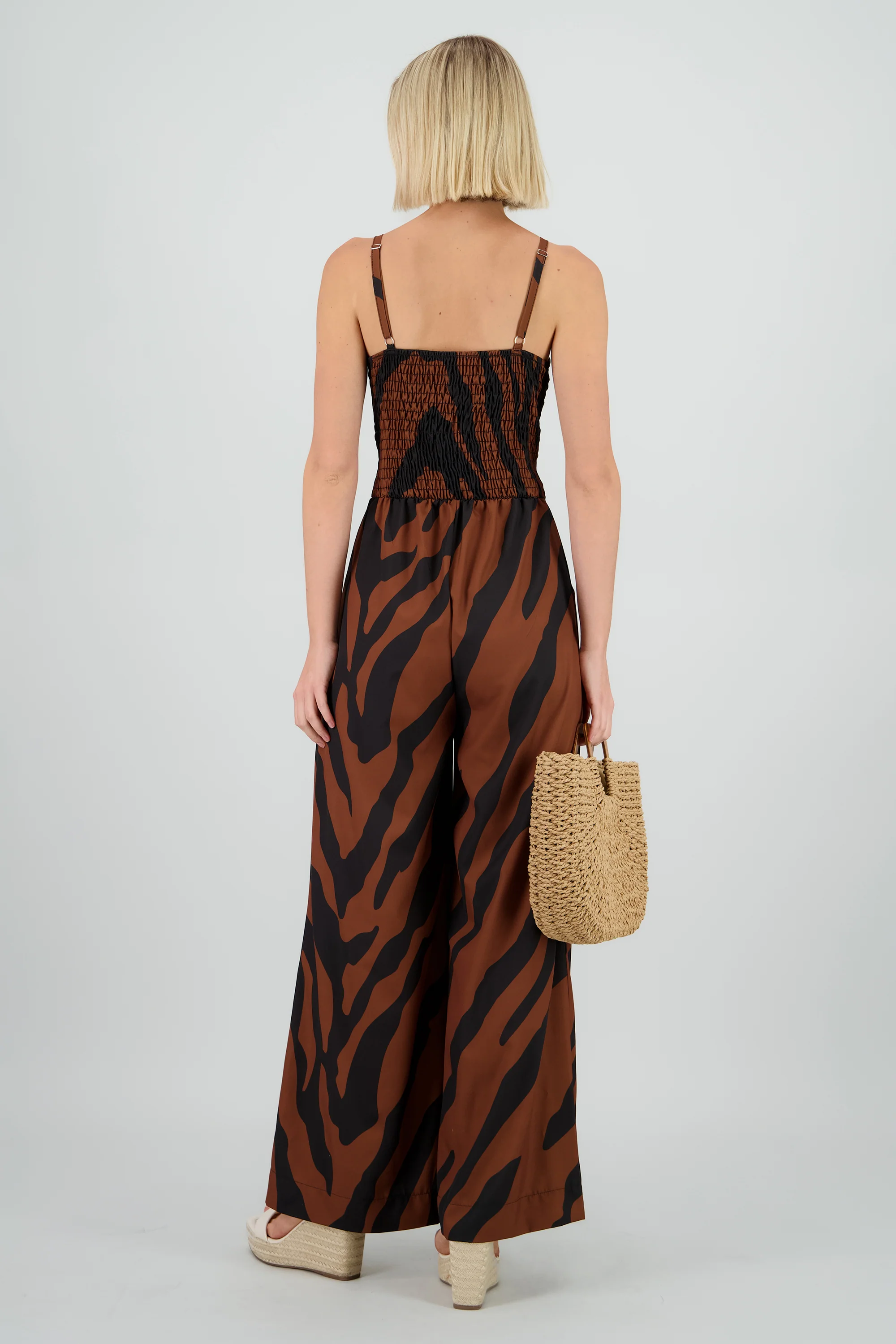 Jumpsuit tirantes estampado detalle nudo - Image 4