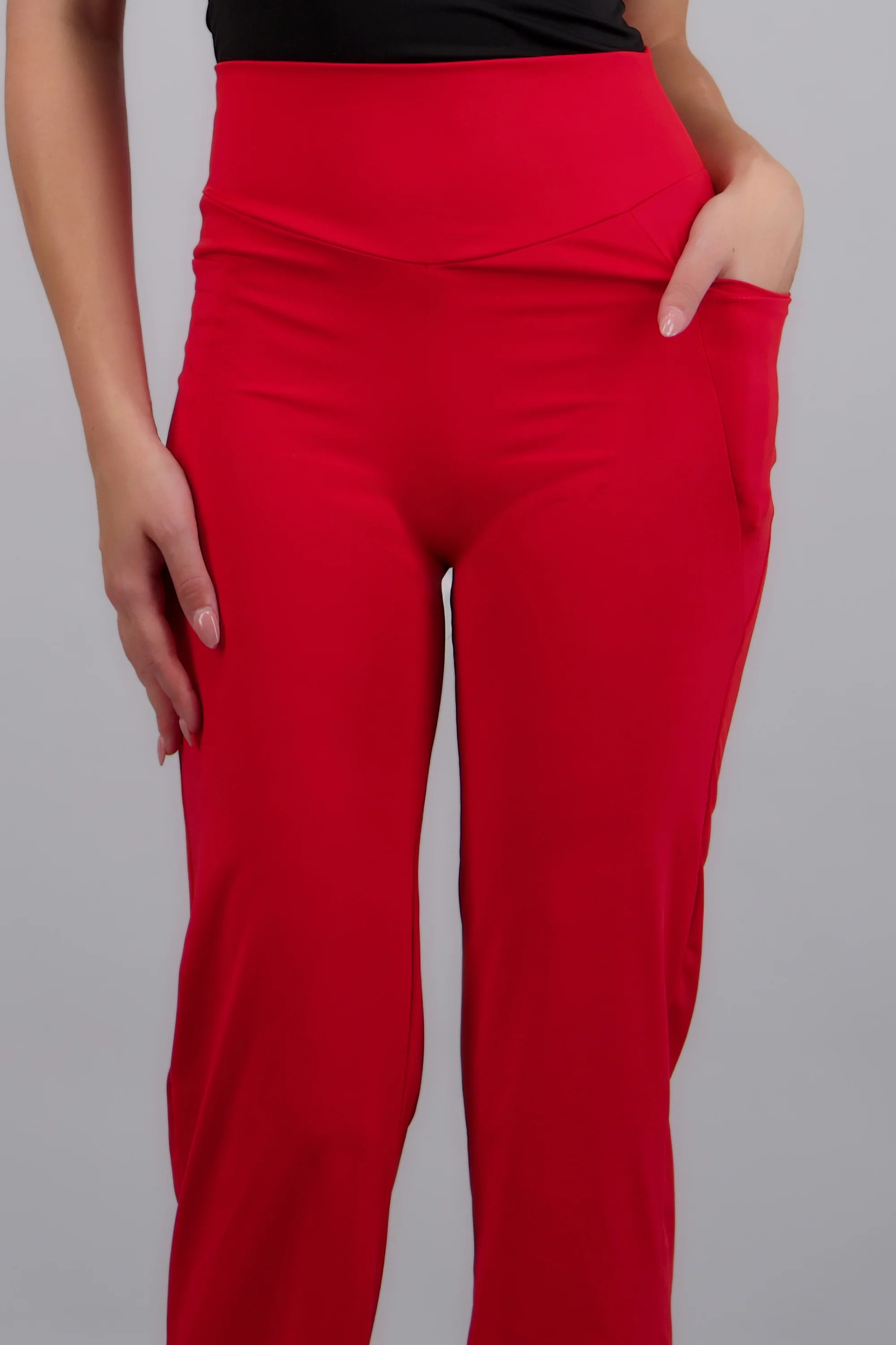 Legging deportivo con bolsas - Image 5