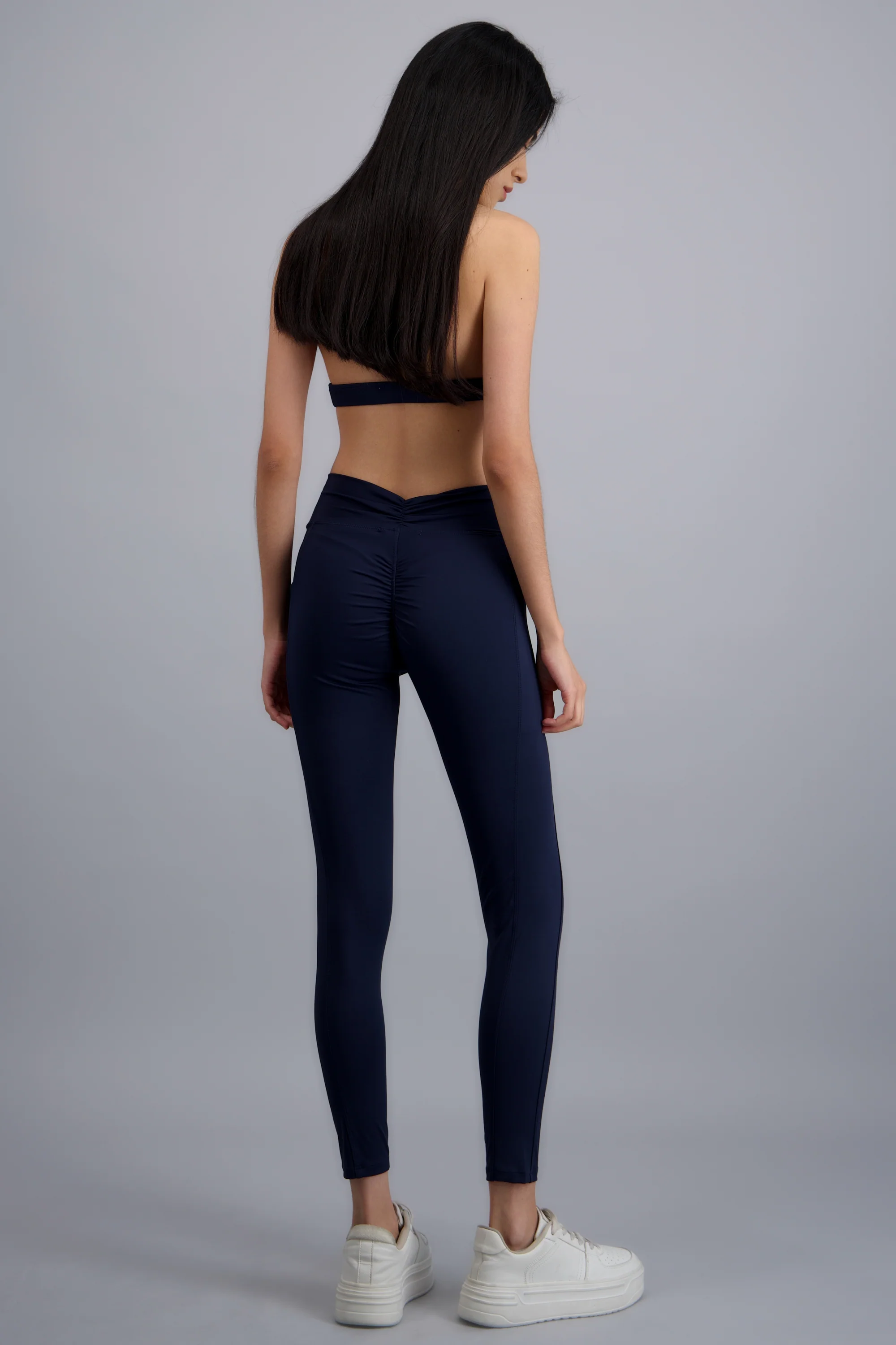 Leggings deportivo liso detalle fruncido - Image 4