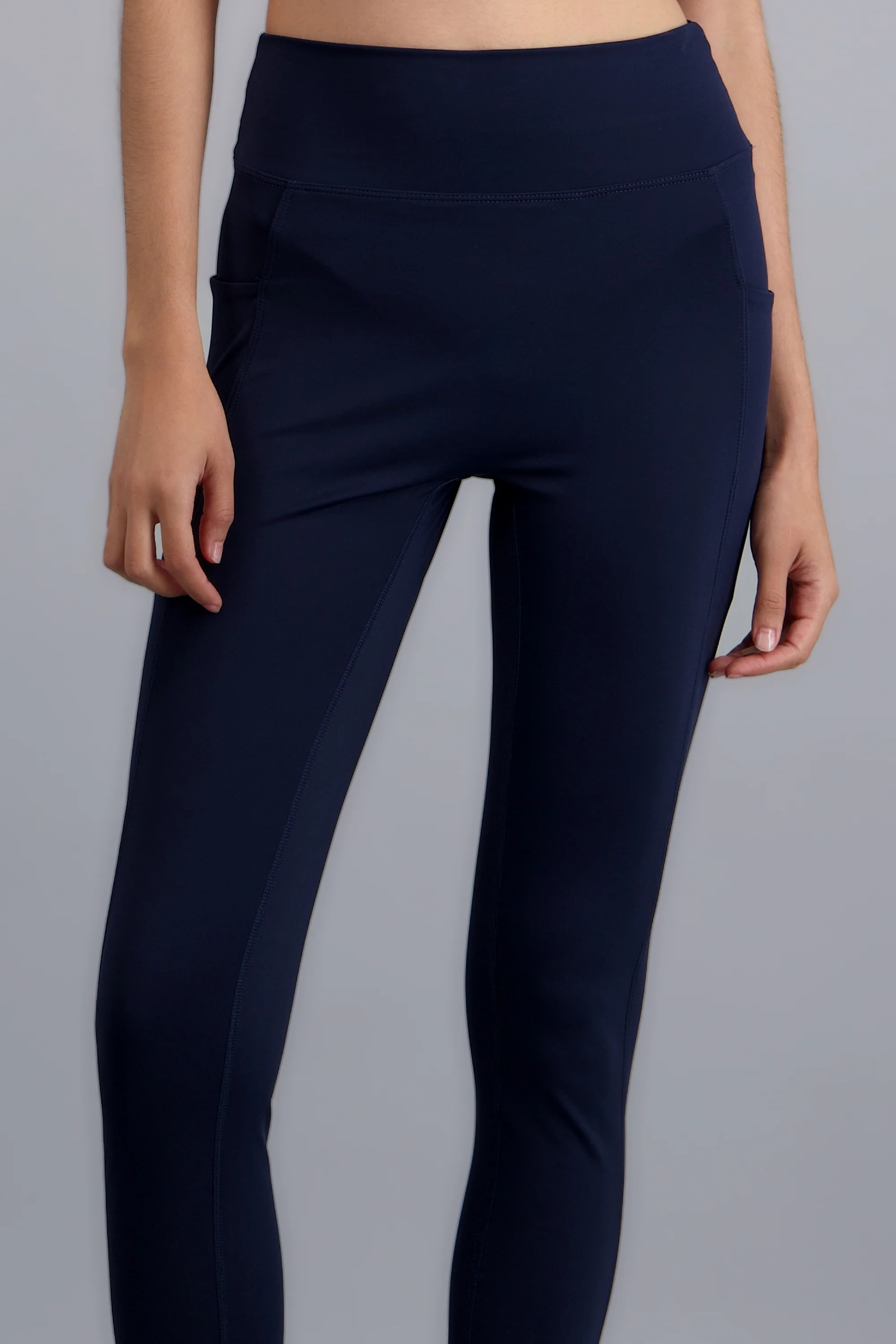 Leggings deportivo liso detalle fruncido - Image 5