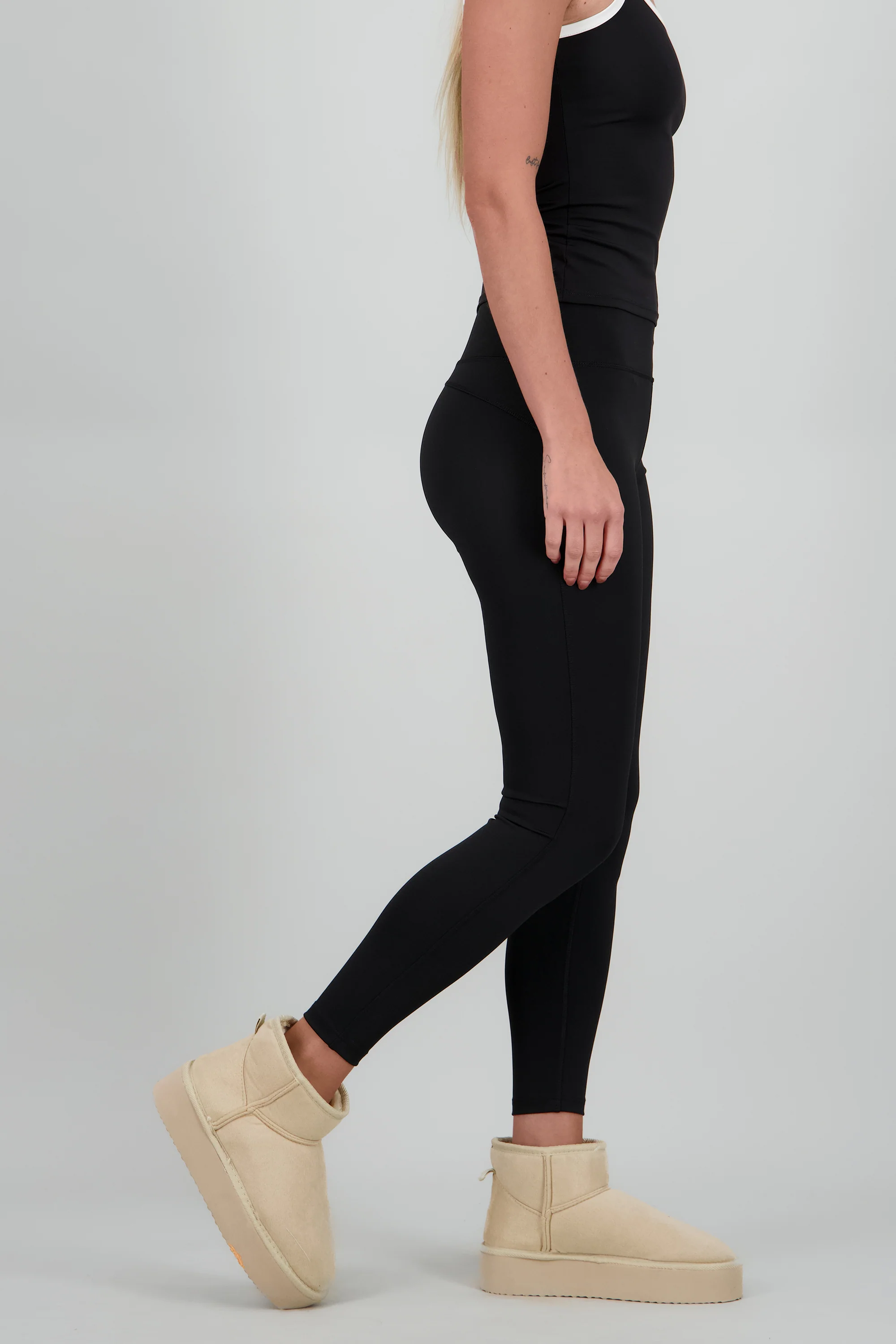Leggings deportivos coin pocket - Image 3
