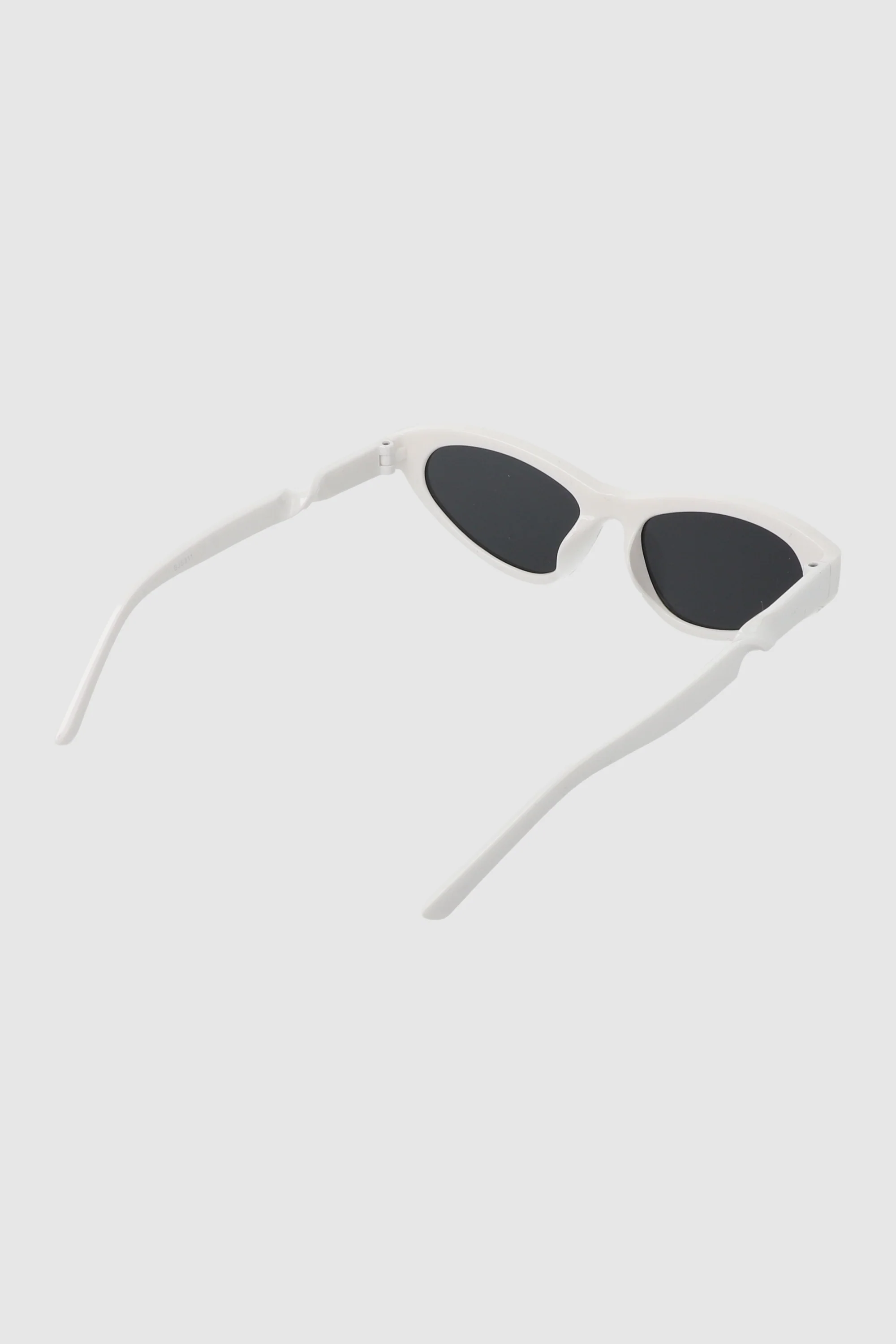 Lentes cateye armazón delgado - Image 4