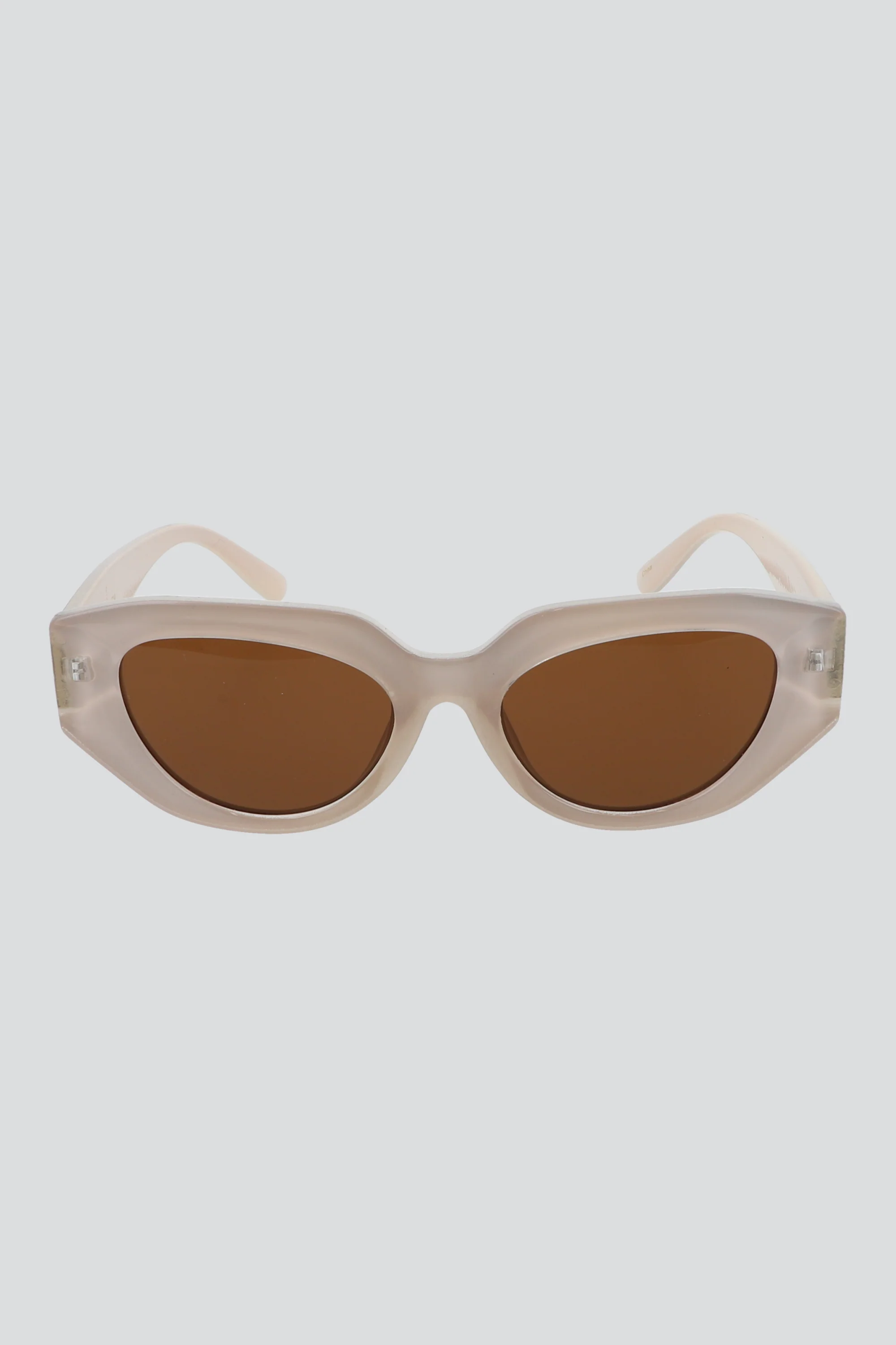 Lentes cateye gruesos