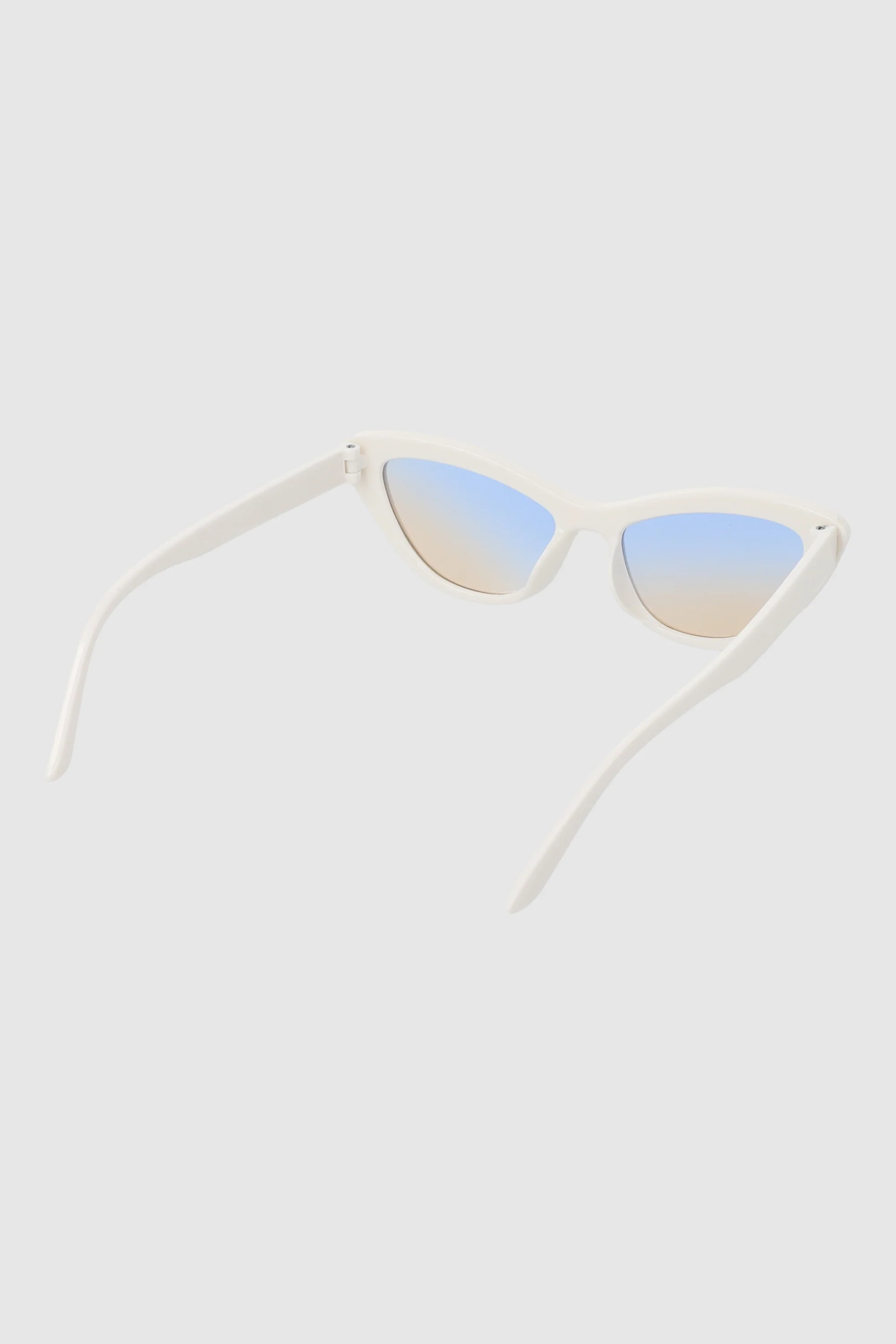 Lentes de sol alargados - Image 4