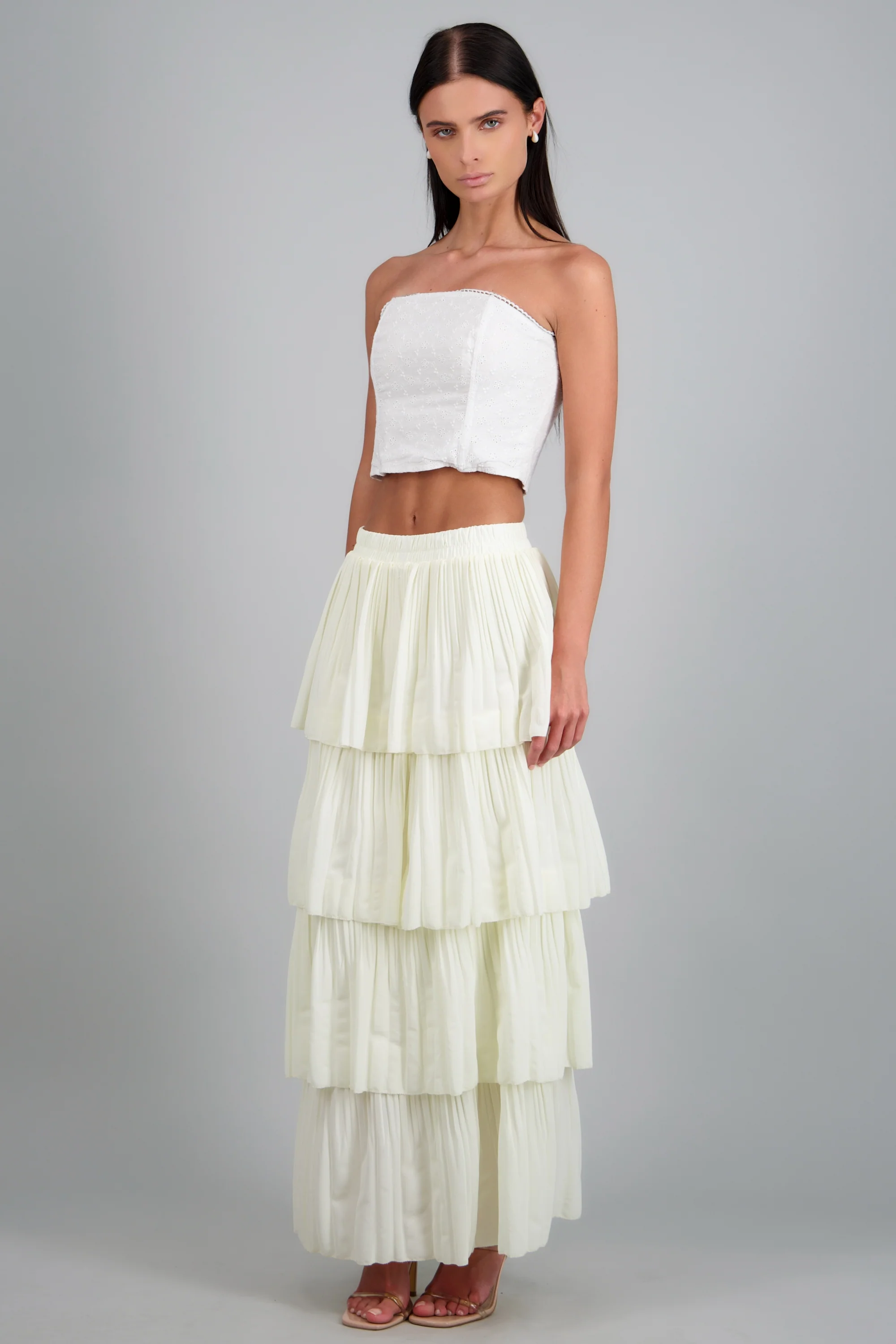 Maxi falda de olanes plisados