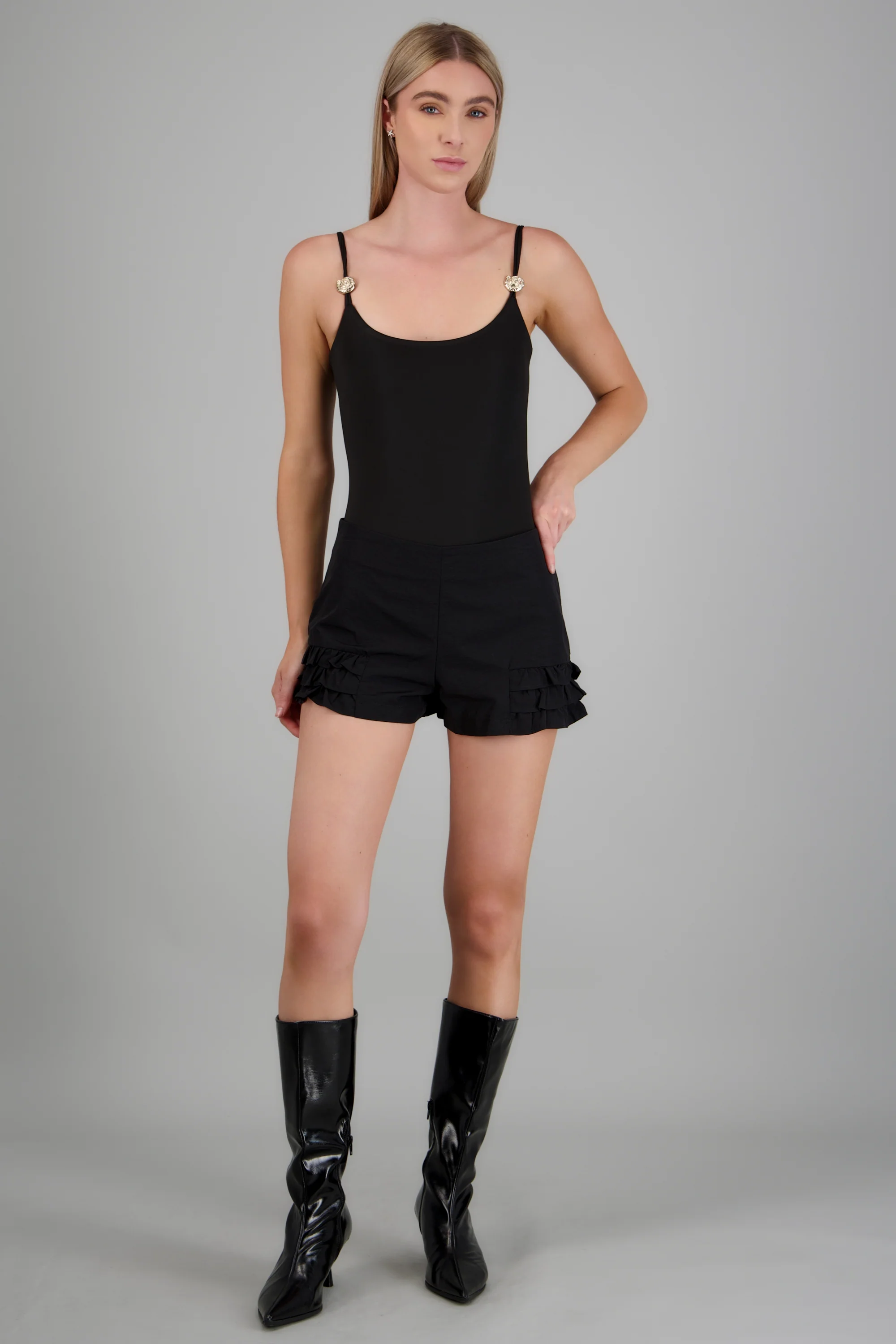Mini shorts detalle olán