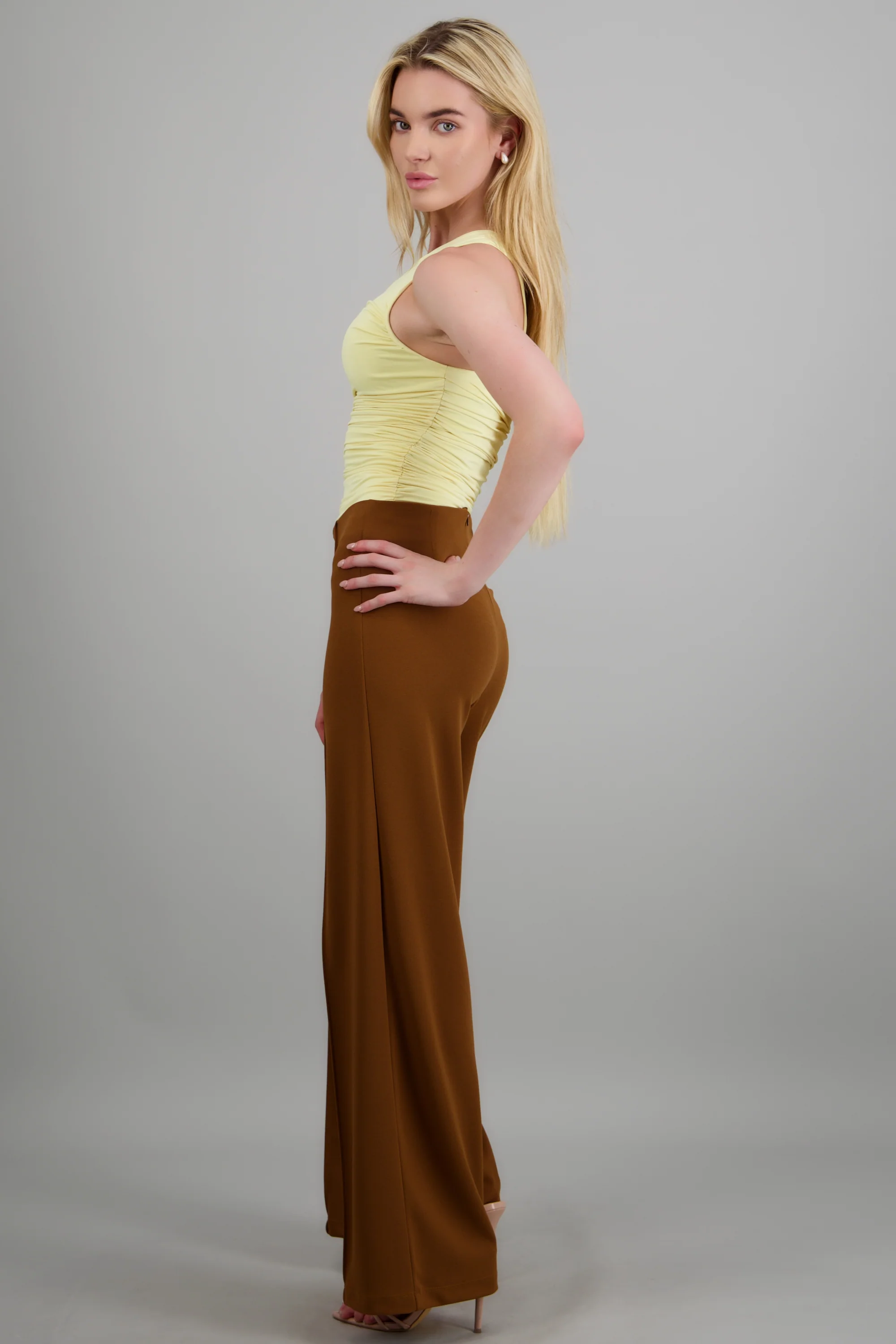 Pantalo amplio costura frontal - Image 2