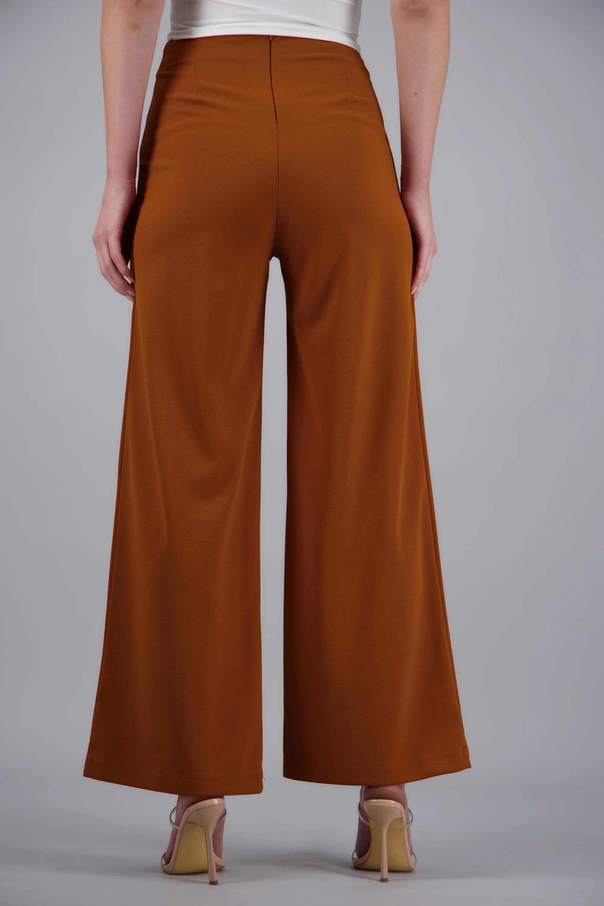 Pantalo amplio costura frontal - Image 4