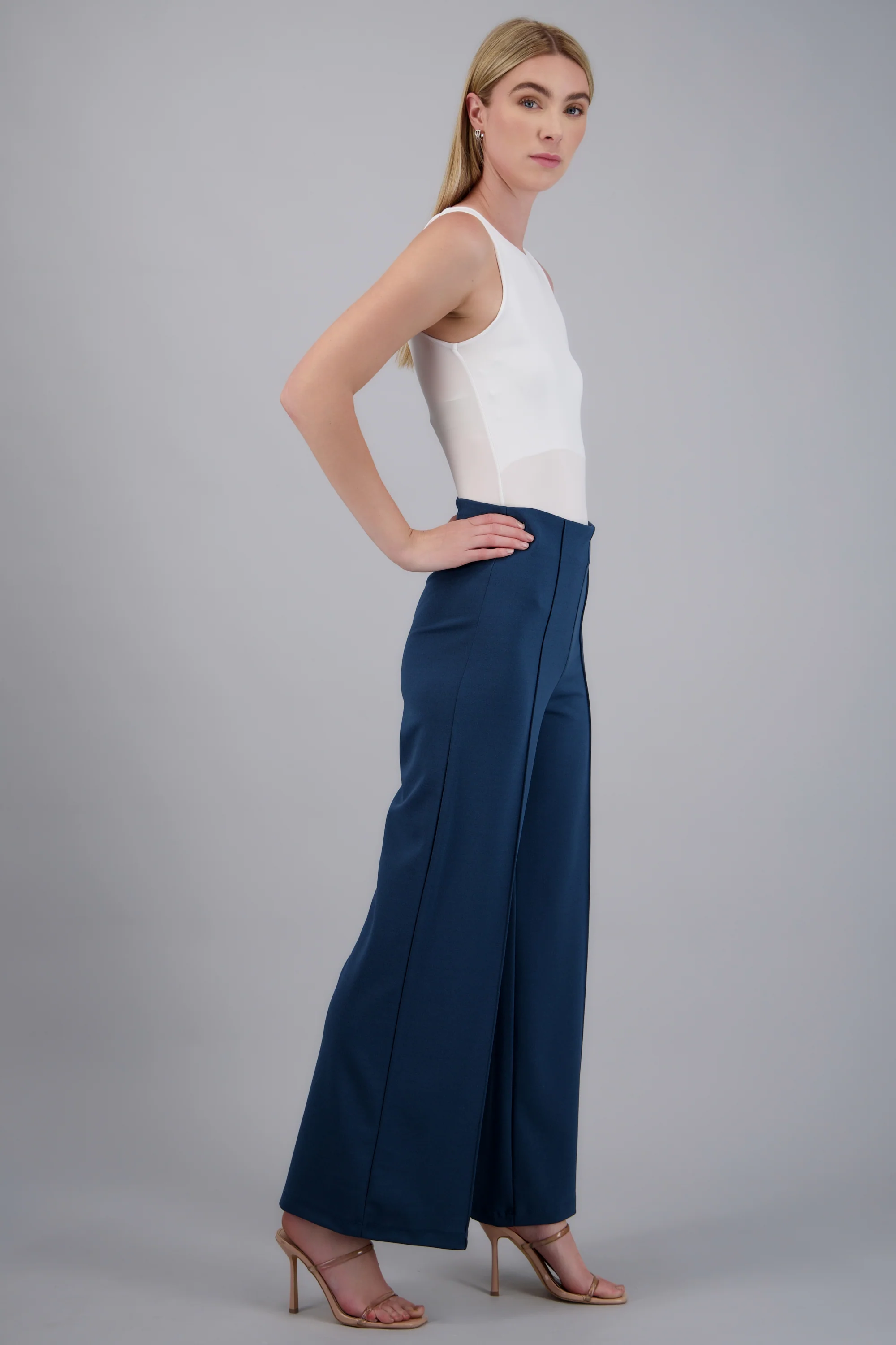 Pantalo amplio costura frontal - Image 3