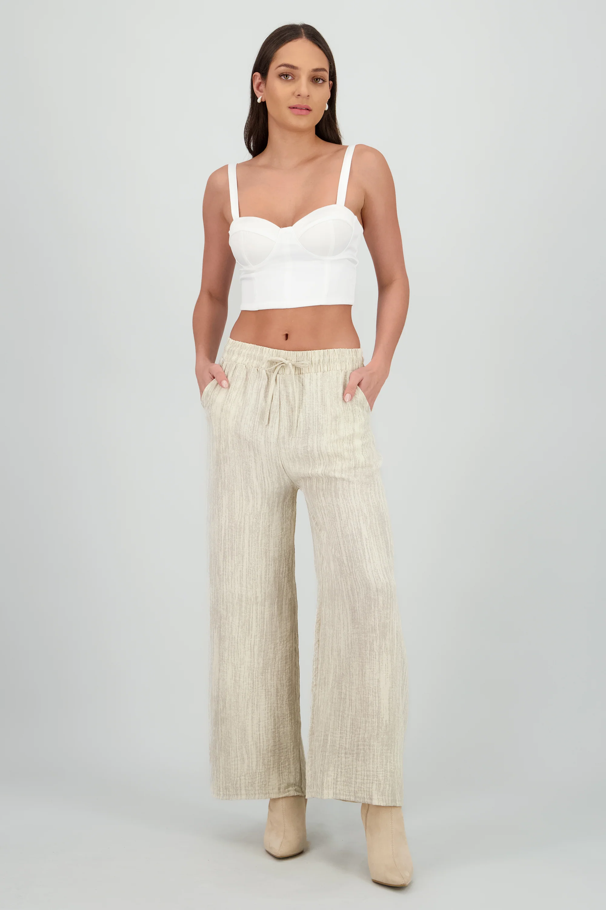 Pantalon amplio con jareta