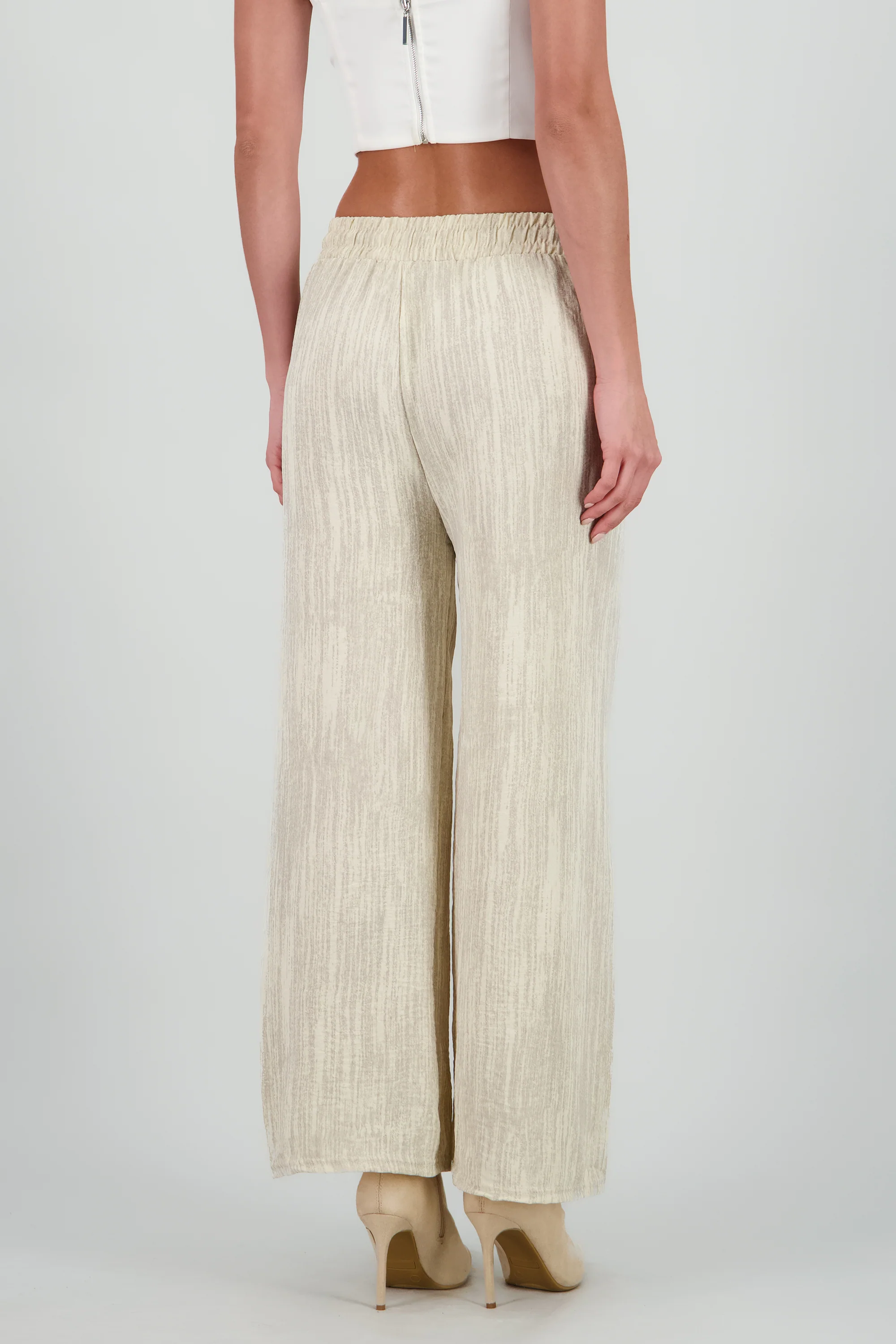 Pantalon amplio con jareta - Image 4
